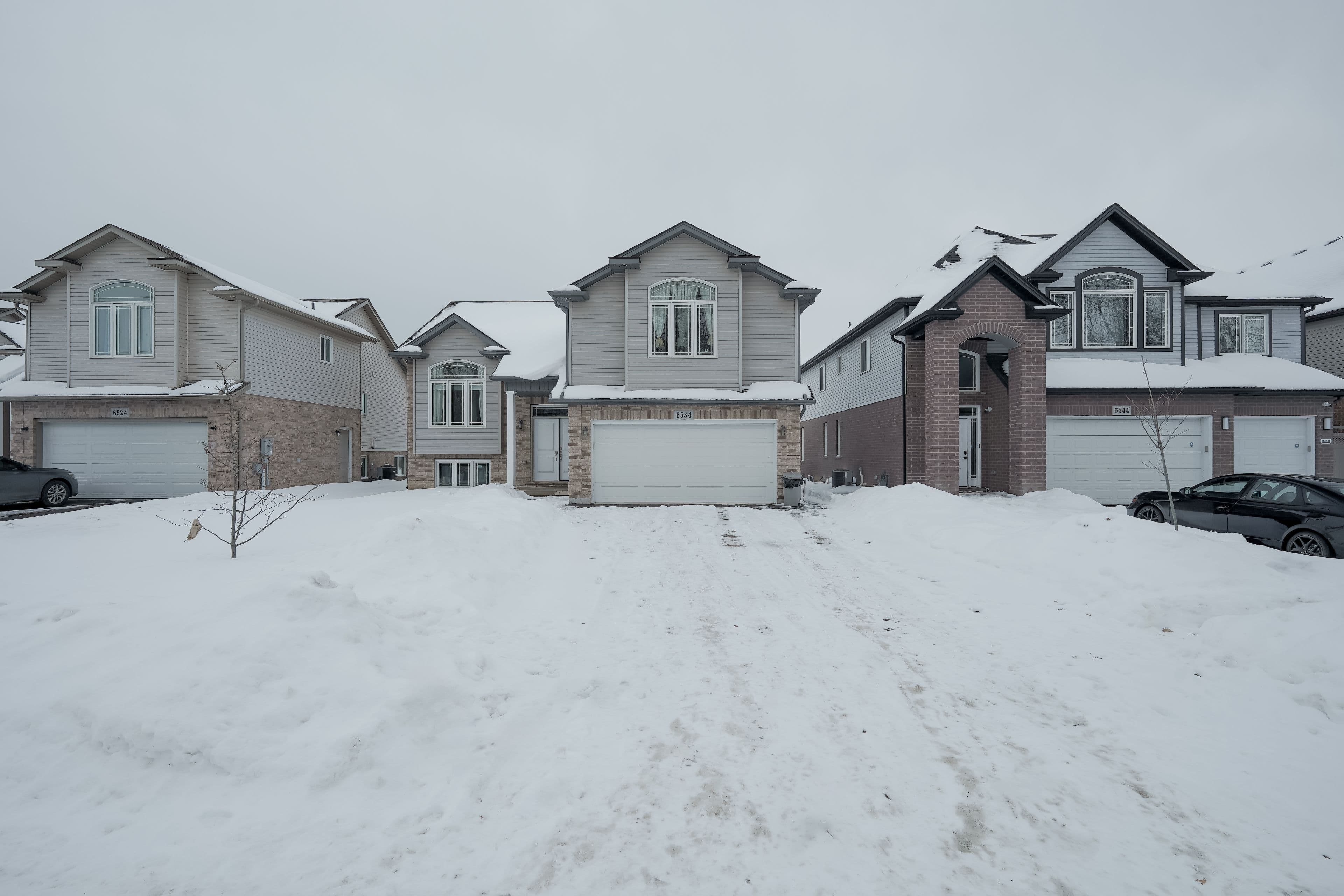 6534 SAM IORFIDA Drive, Niagara Falls, ON L2G 0H5