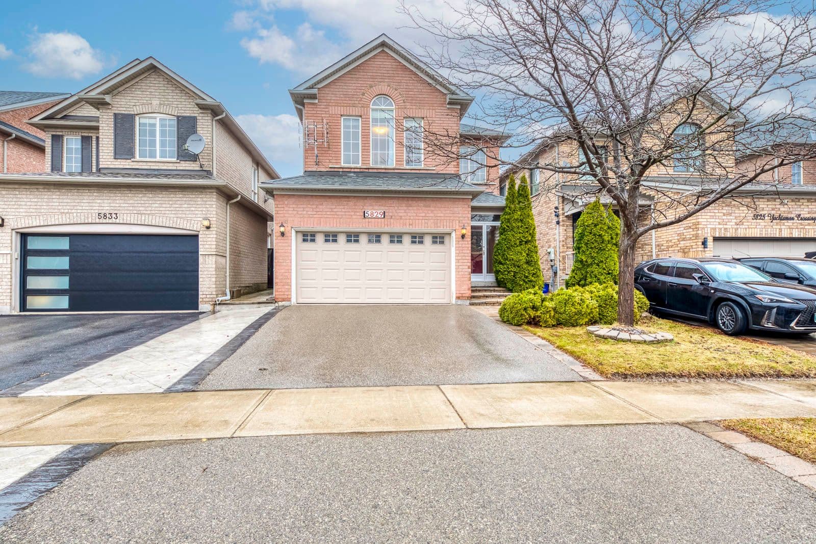 5829 Yachtsman Crossing, Mississauga, ON L5M 6P1