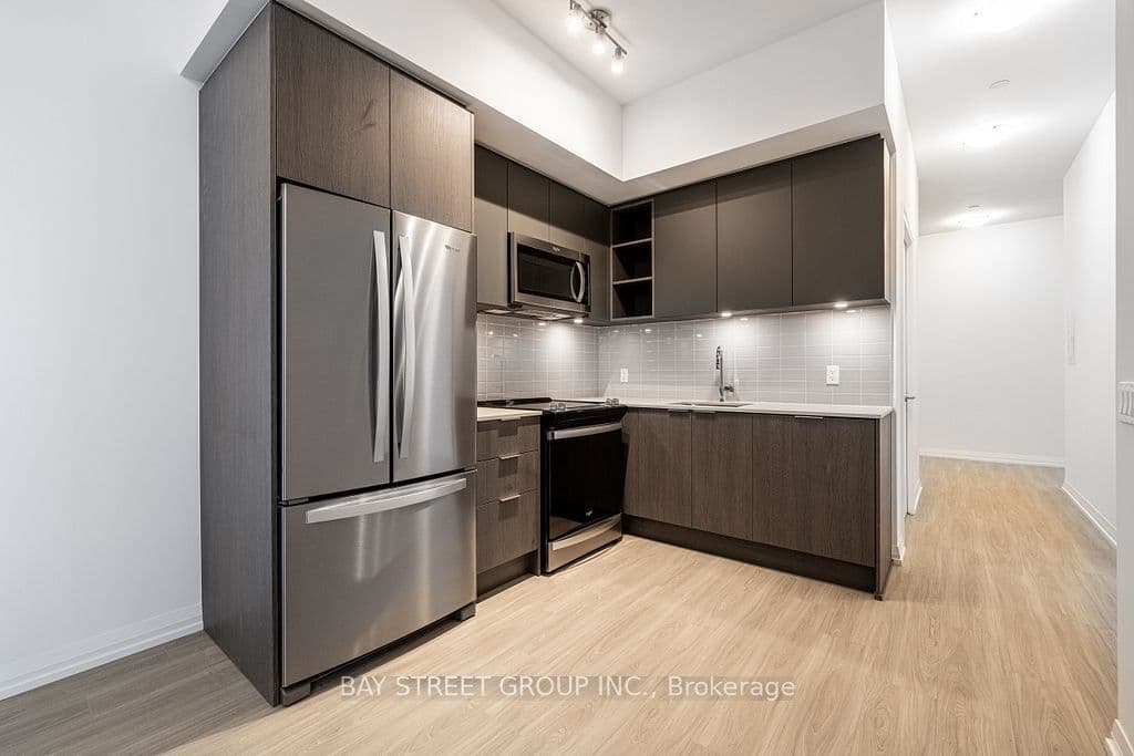 50 Dunfield Avenue 317, Toronto C10, ON M4S 3A4