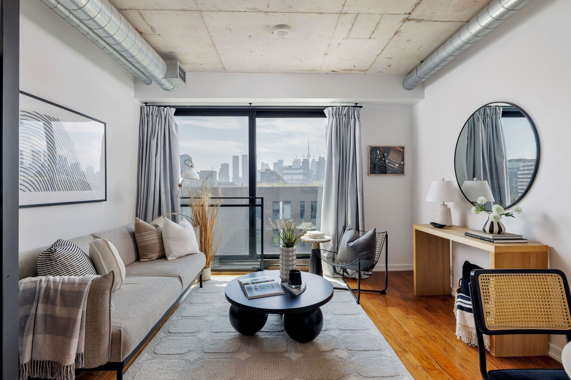 47 Lower River Street 539, Toronto C08, ON M5A 0G1