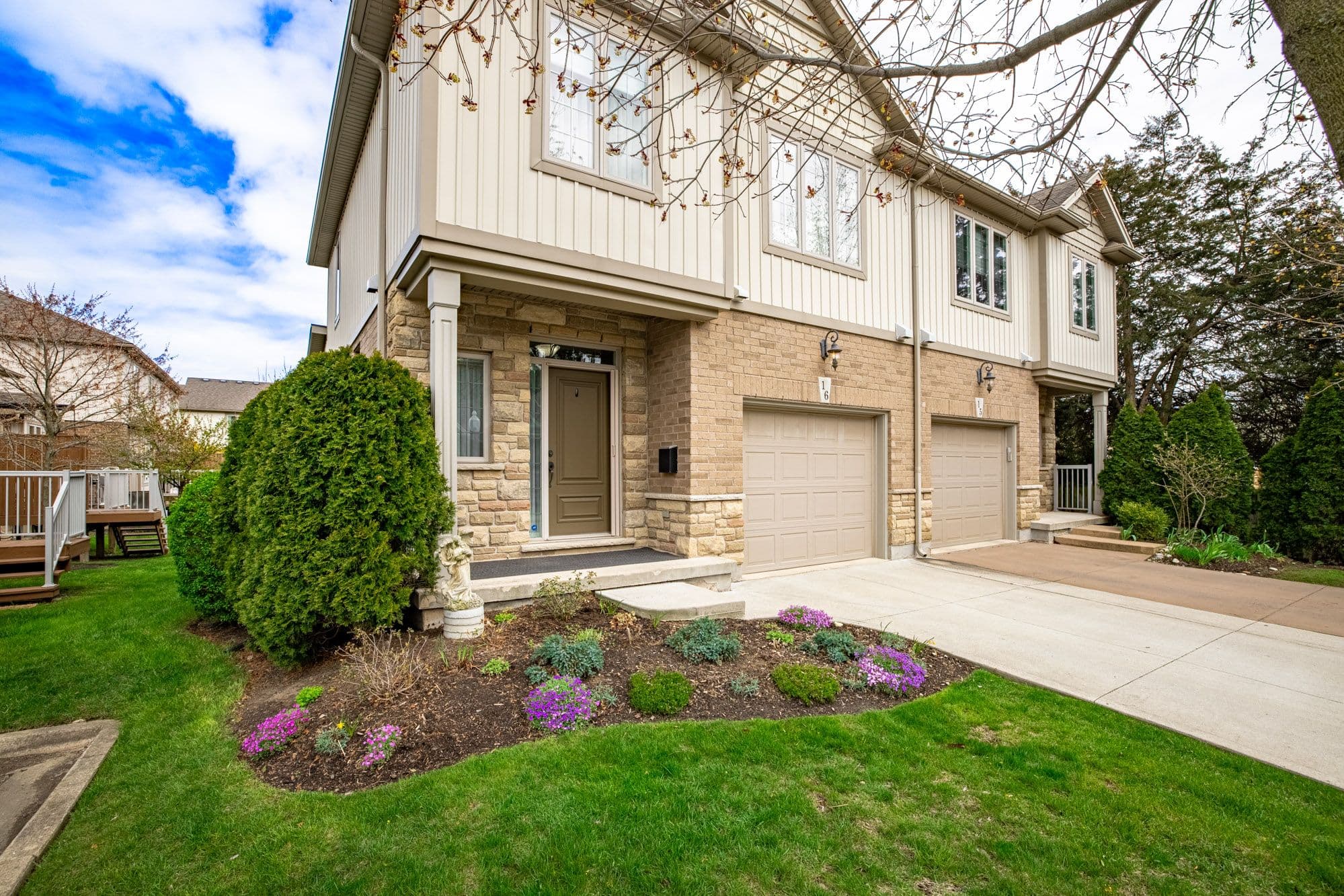 409 Niagara Street 16, St. Catharines, ON L2M 4V9