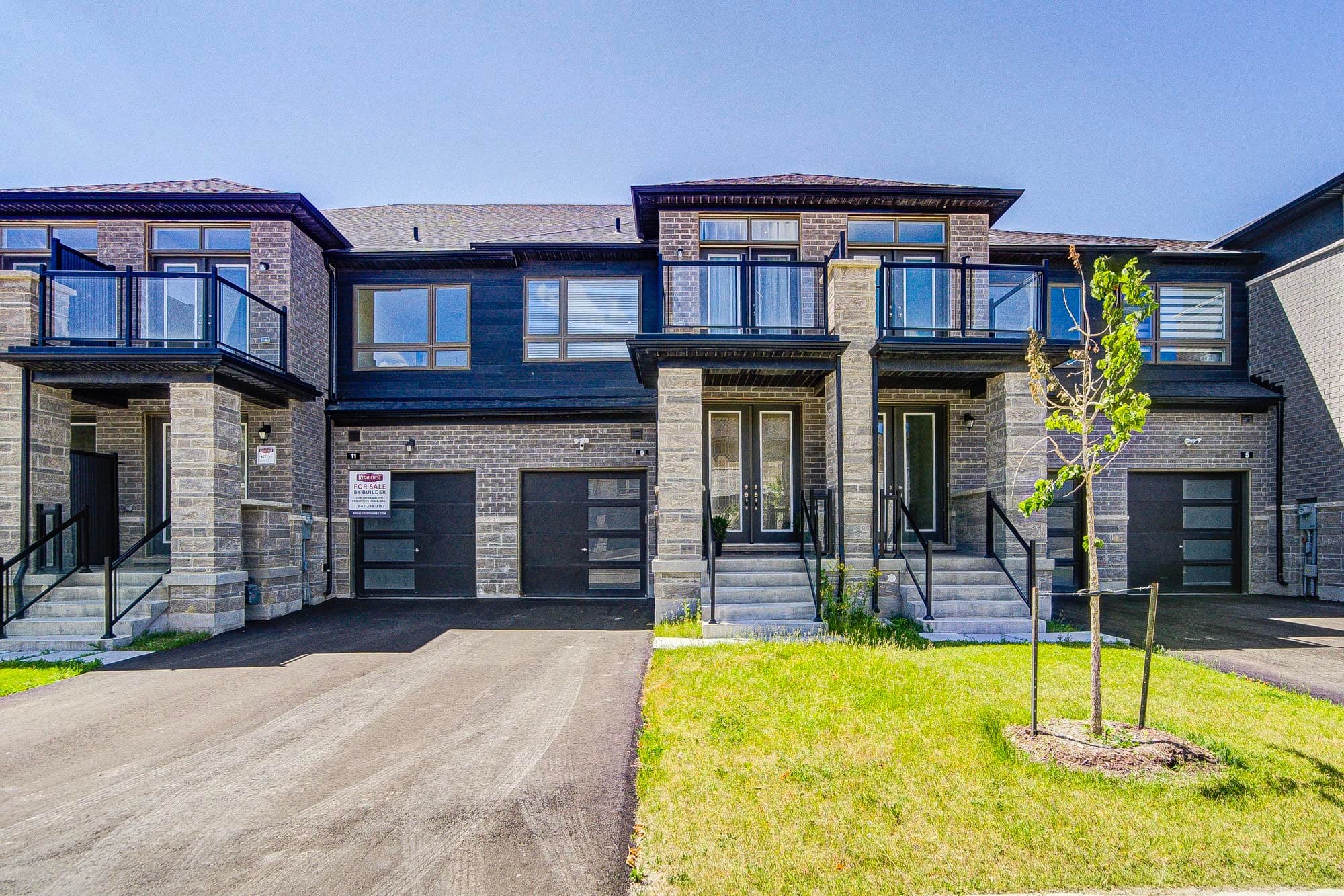 9 MACE Avenue, Richmond Hill, ON L4E 1K8