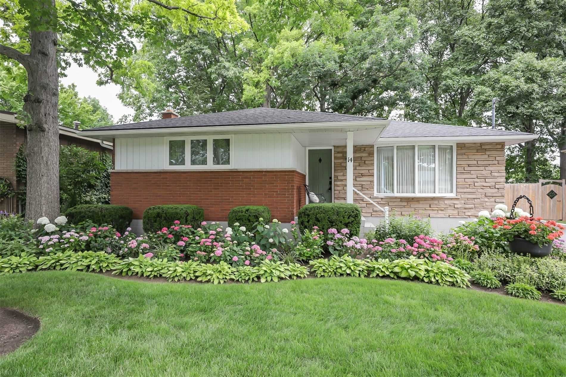 14 Forest Road, Grimsby, ON L3M 2J3