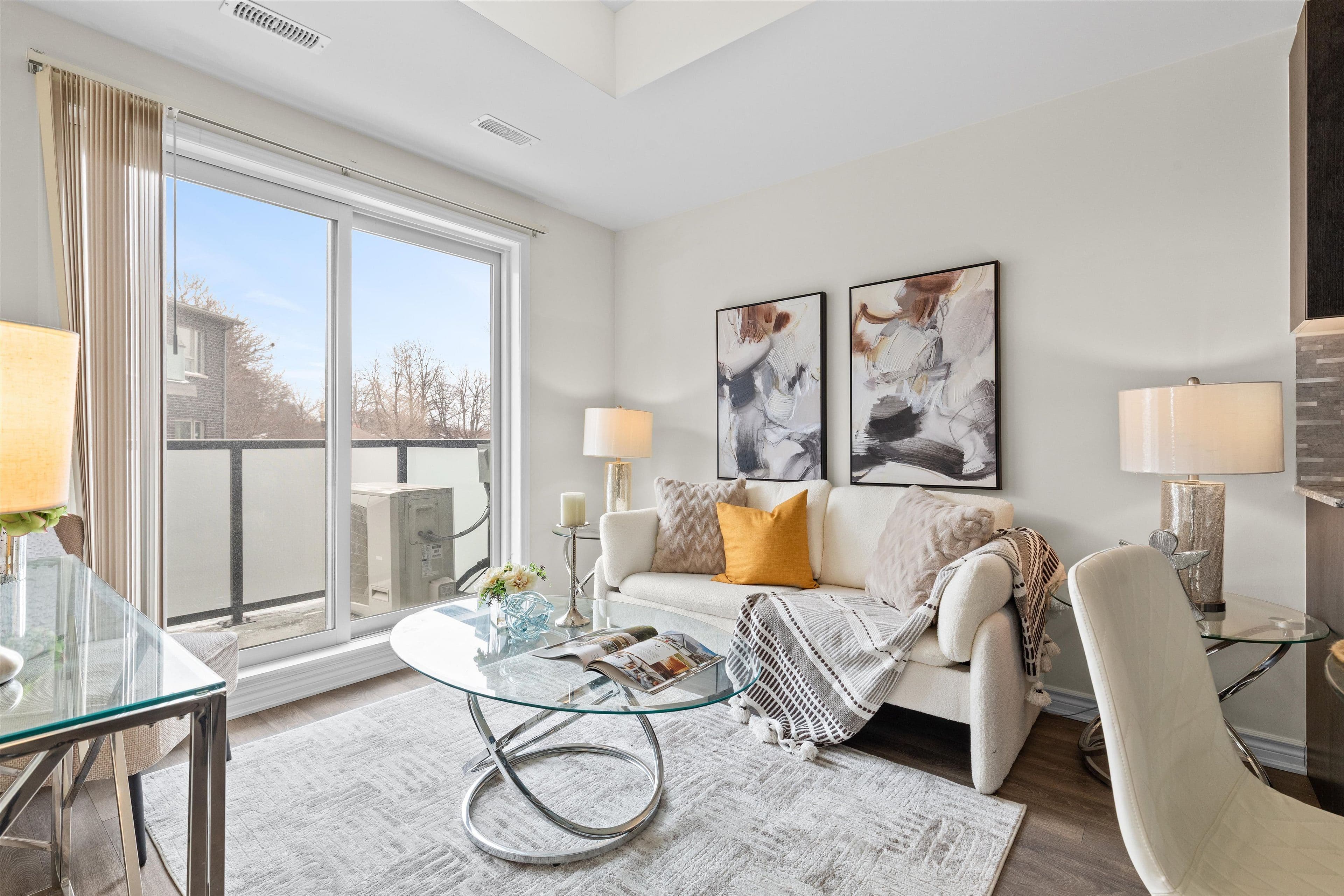 1085 Danforth Road 214, Toronto E08, ON L3R 1A4