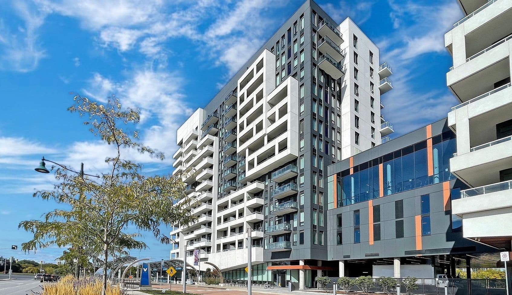 10 Rouge Valley Drive 904, Markham, ON L6G 0G9