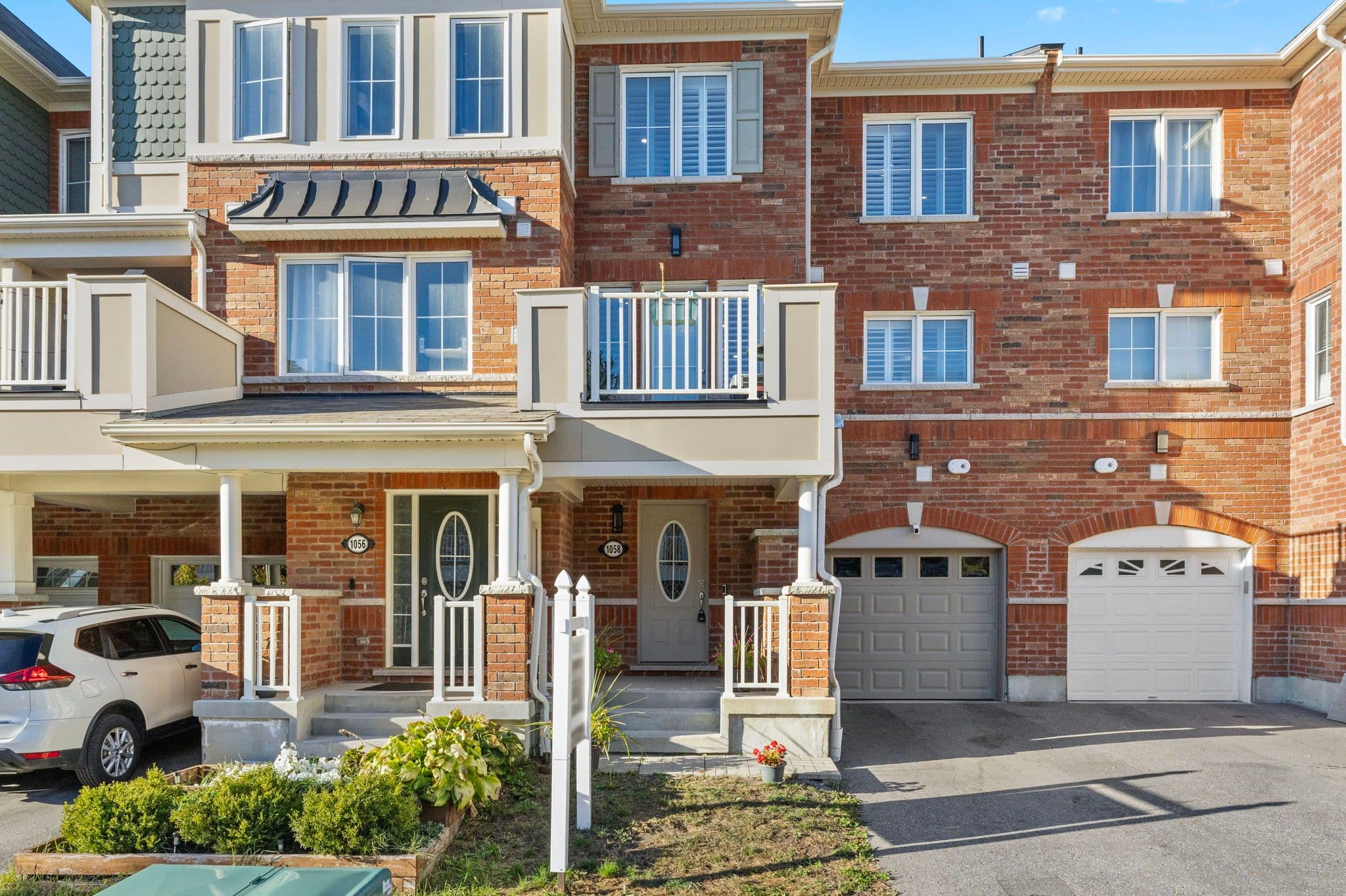 1058 Clipper Lane, Pickering, ON L1X 0E9