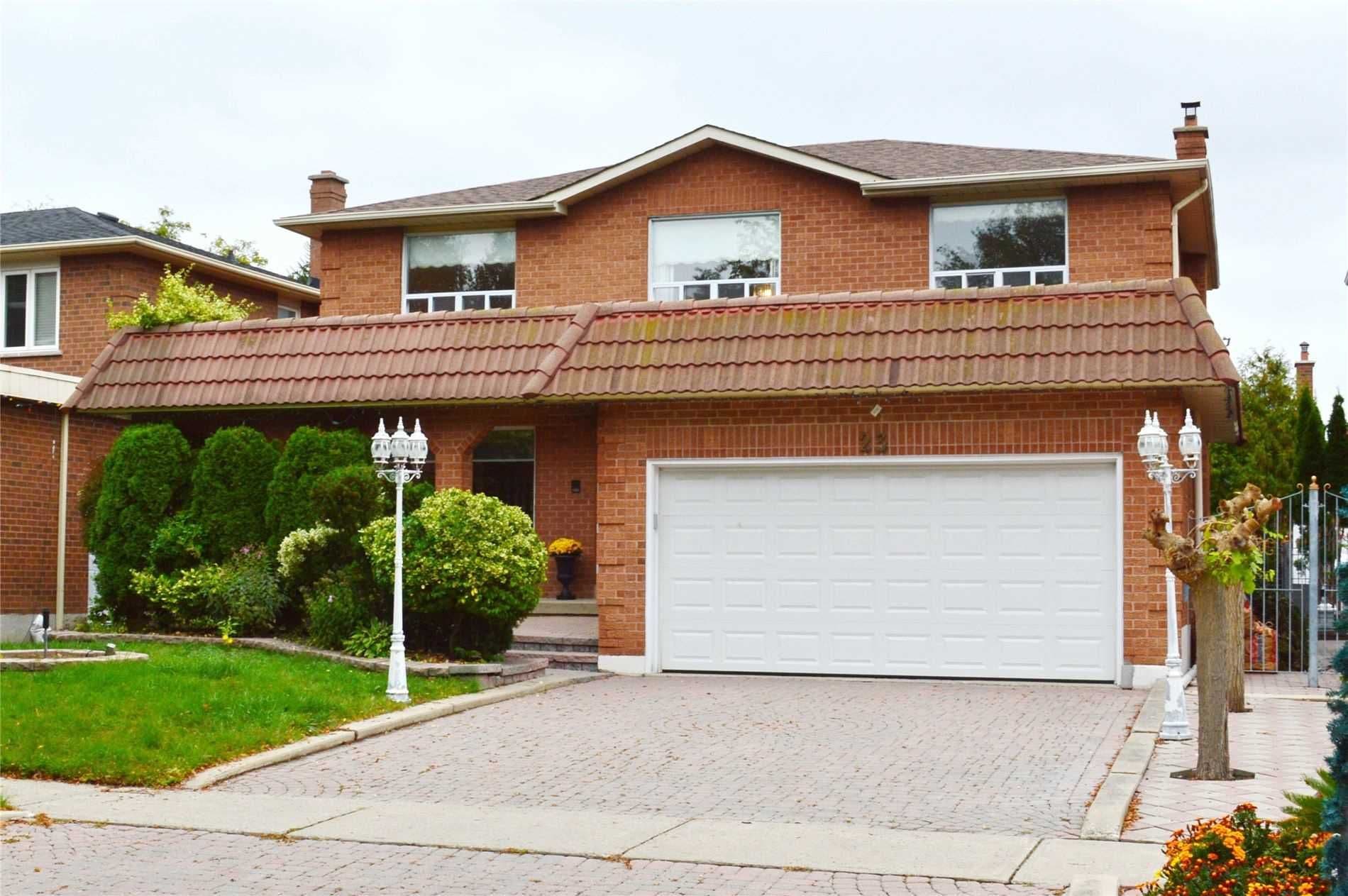 23 Arrowhead Drive, Vaughan, ON L4L 4A4
