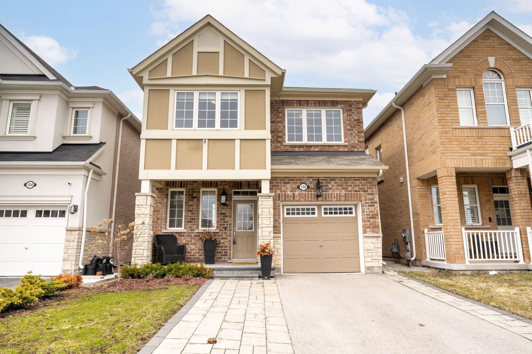 130 Stillwater Crescent, Hamilton, ON L0R 2H1