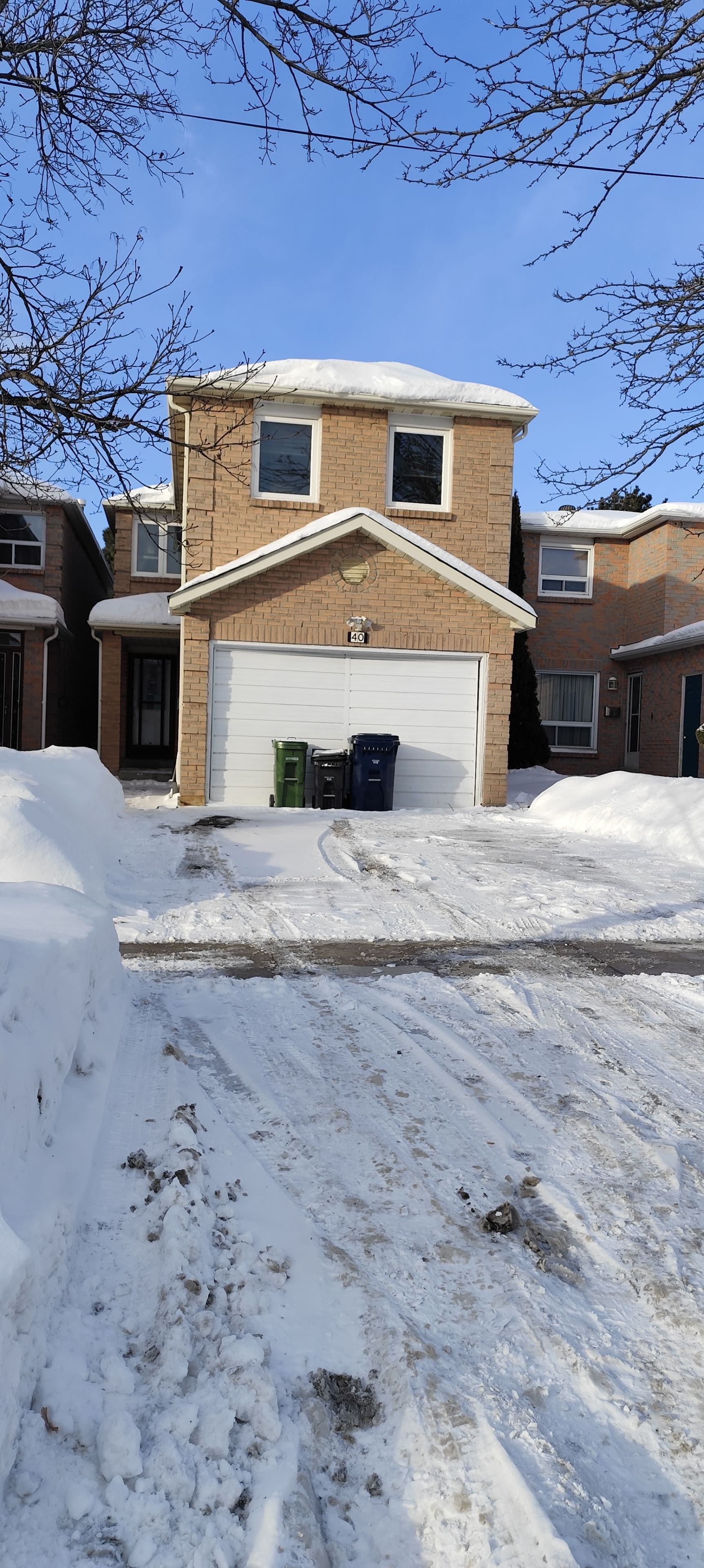 40 Whitley Castle Crescent S 2nd Floor, Toronto E07, ON M1V 2P6