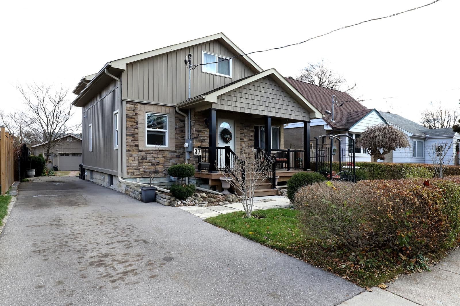 37 Jessie Street, Brampton, ON L6Y 1L5
