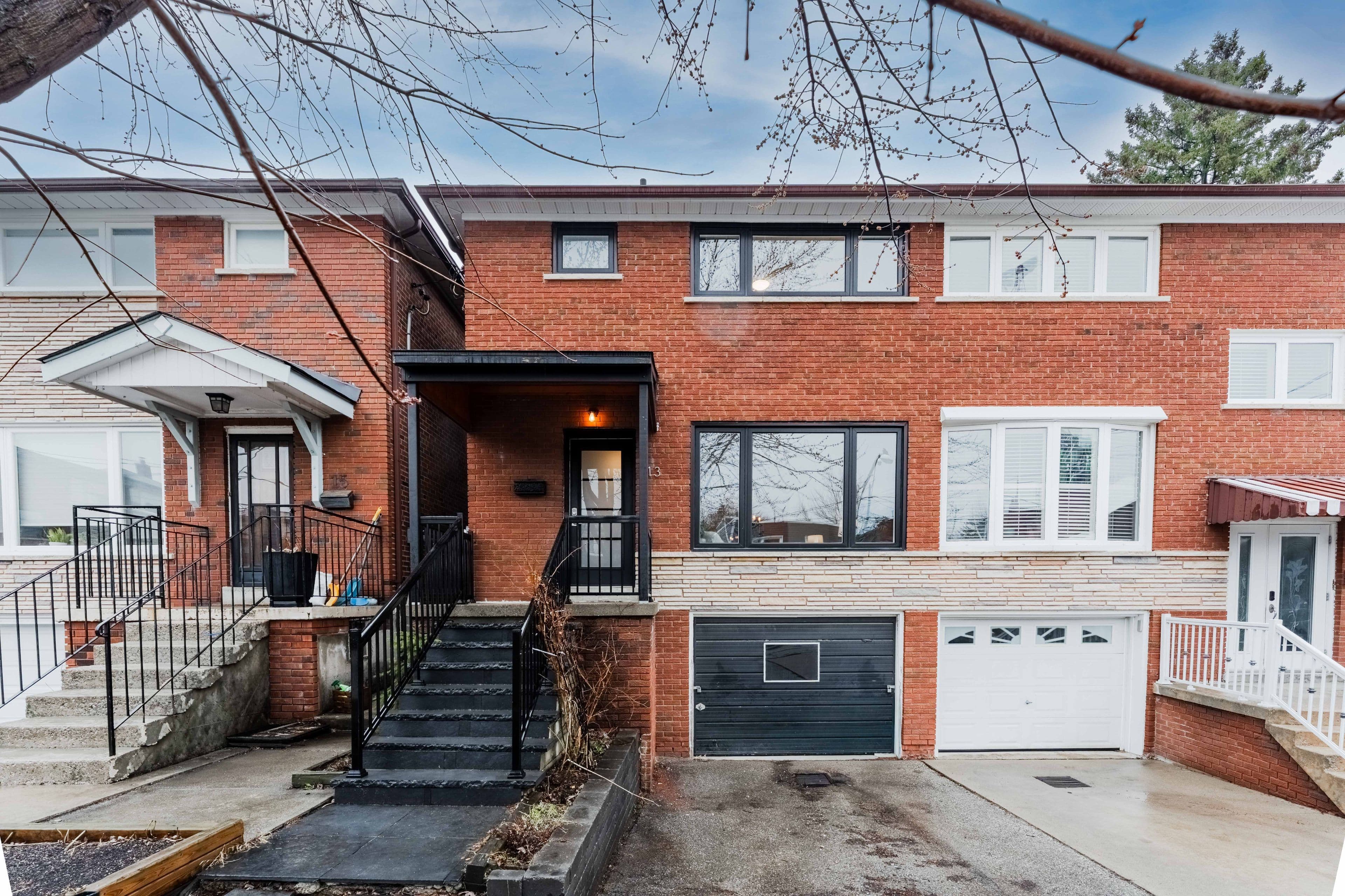 13 Shipman Street, Toronto W02, ON M6P 2Y5