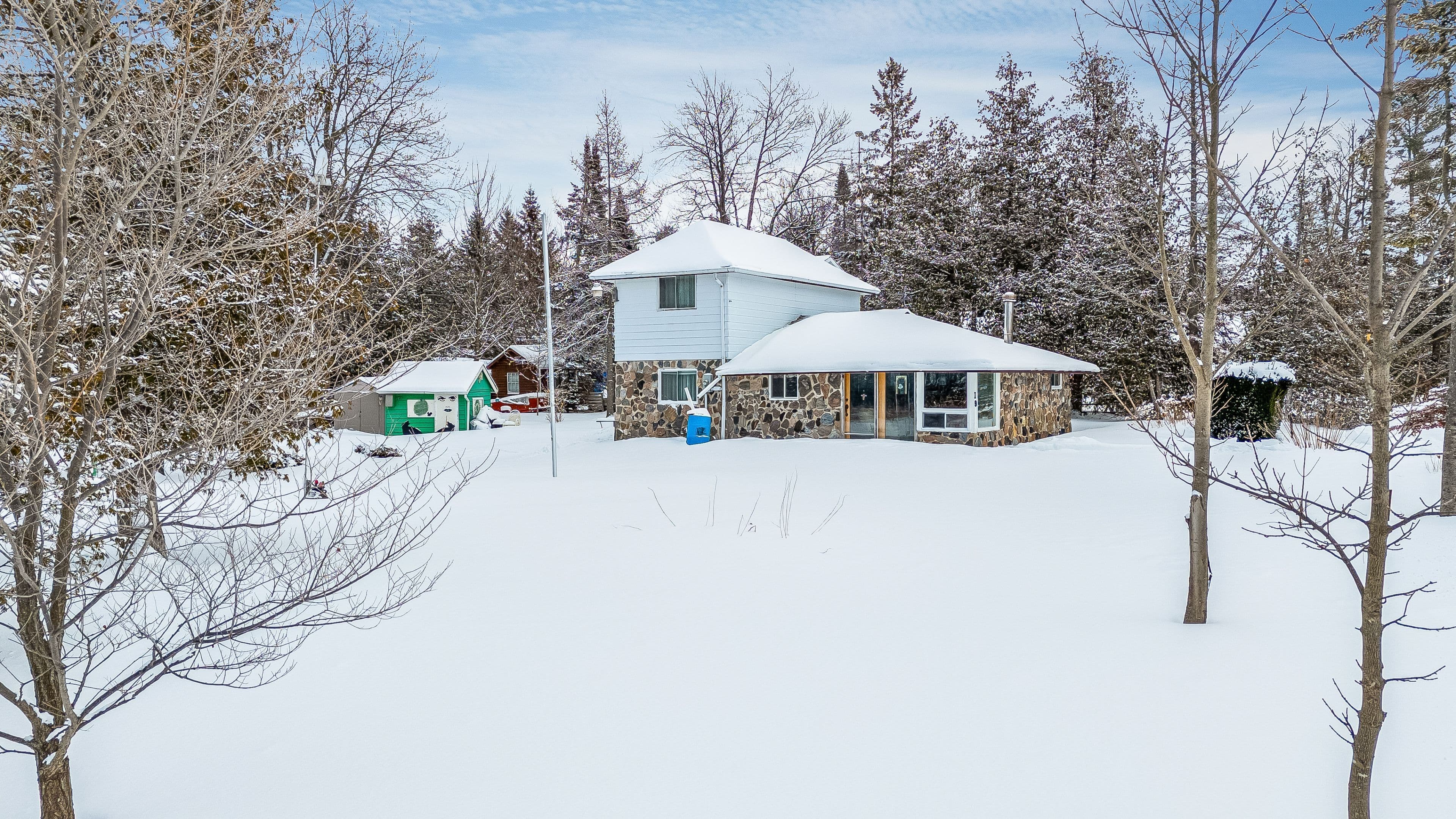 19 62nd Street S, Wasaga Beach, ON L9Z 1V5
