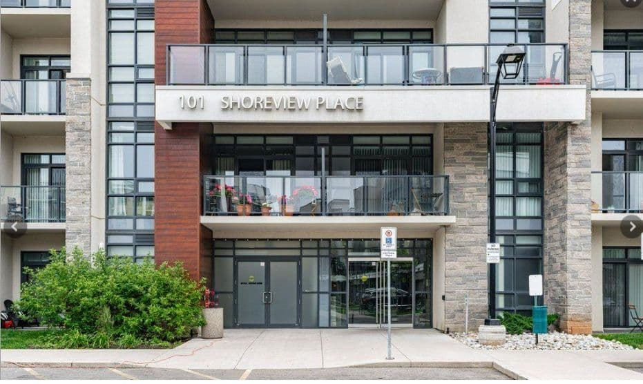 101 Shoreview Place 127, Hamilton, ON L8E 0K2