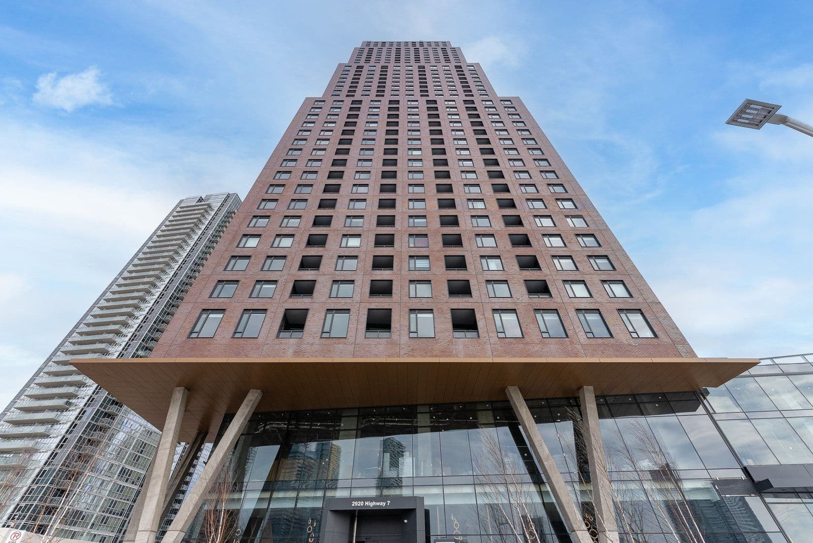 2920 Highway 7 Road 5404, Vaughan, ON L4K 0P4