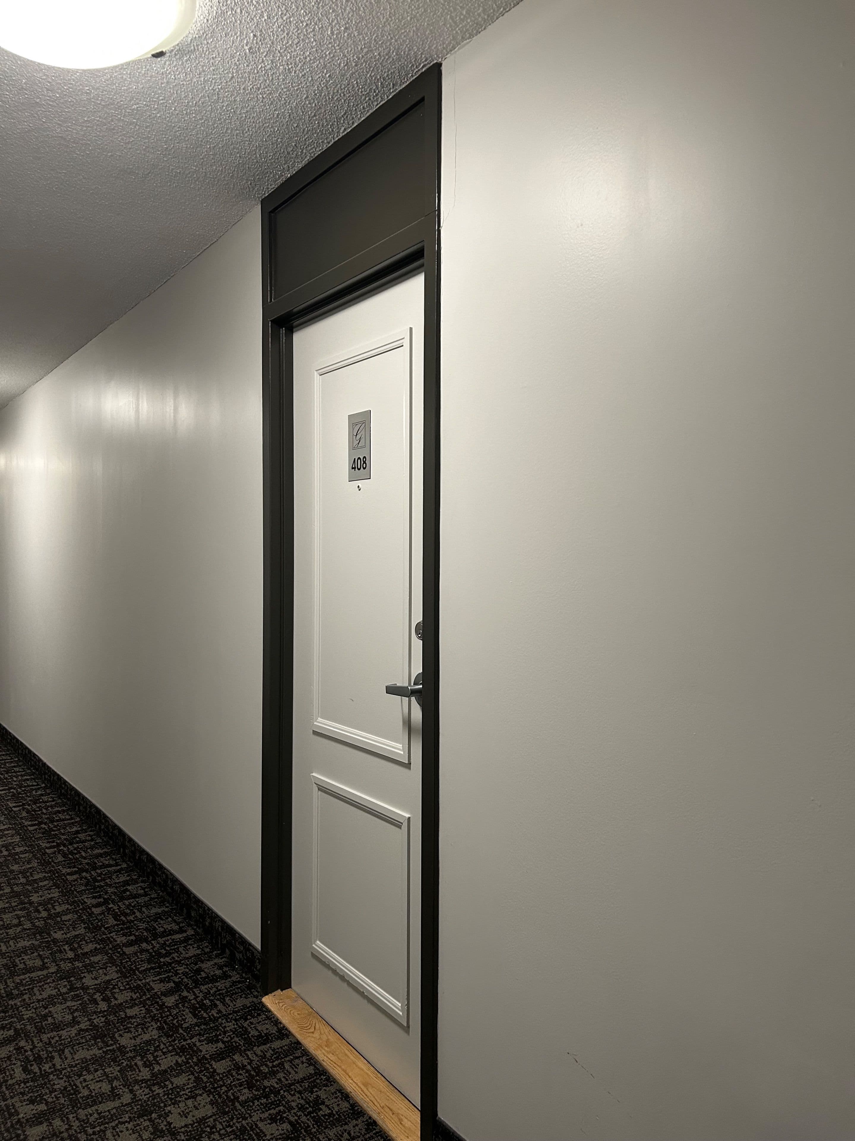 260 Davis Drive 408, Newmarket, ON L3Y 7C3