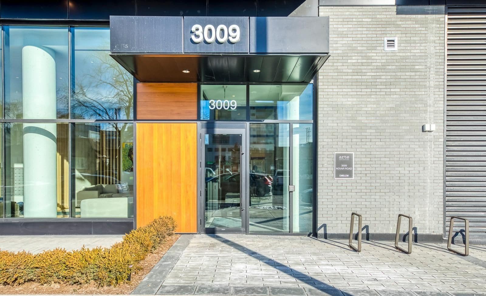 3009 Novar Road 1013, Mississauga, ON L5B 0P9