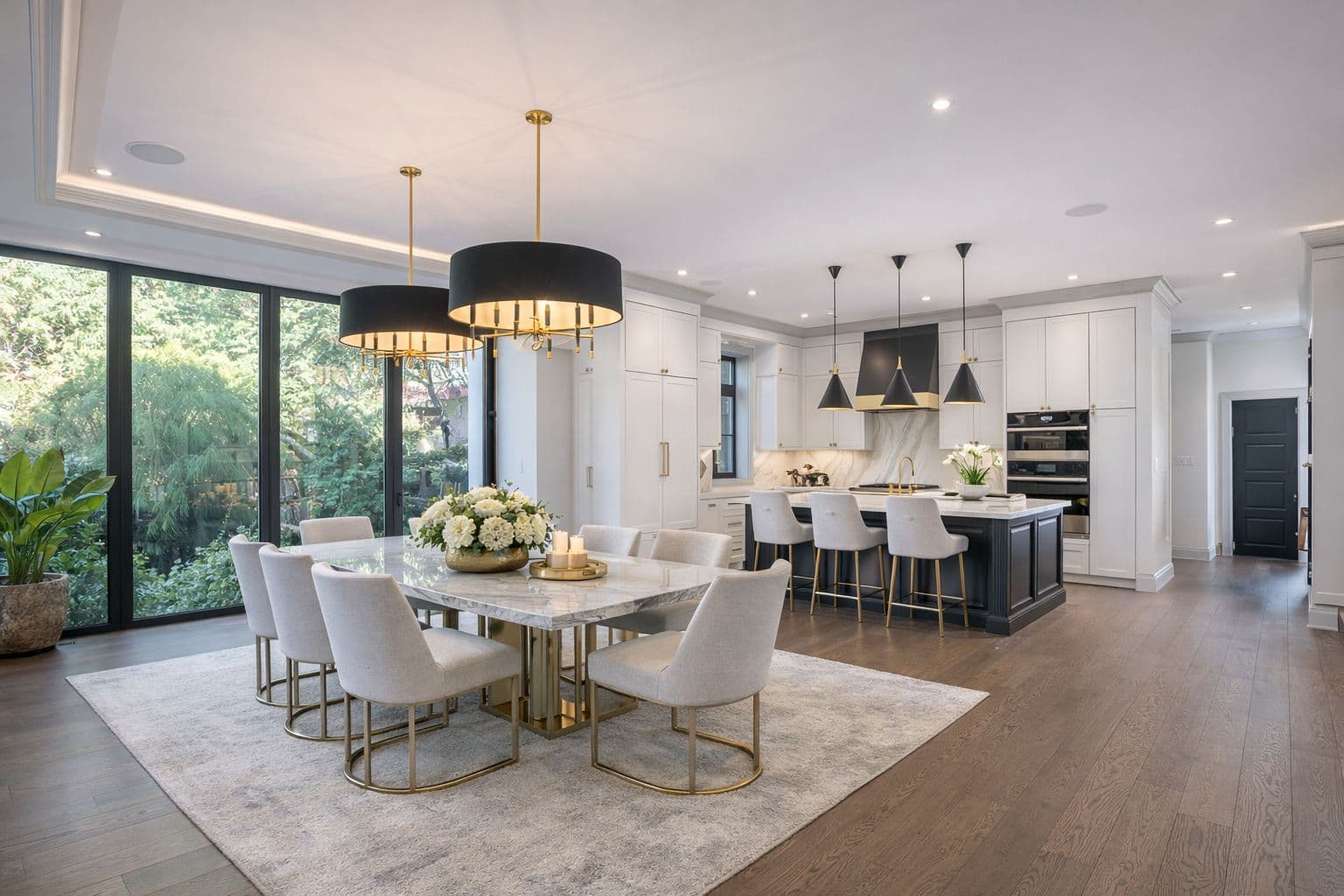 4 Braywin Drive, Toronto W09, ON M9P 2P1