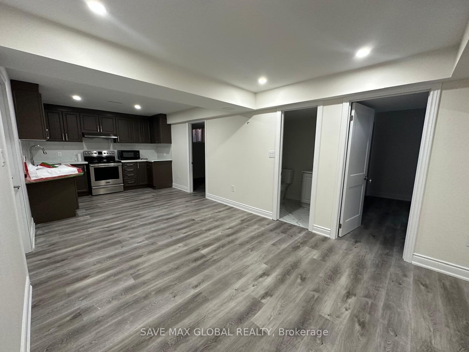 28 Kalmia Road, Brampton, ON L6X 5G4