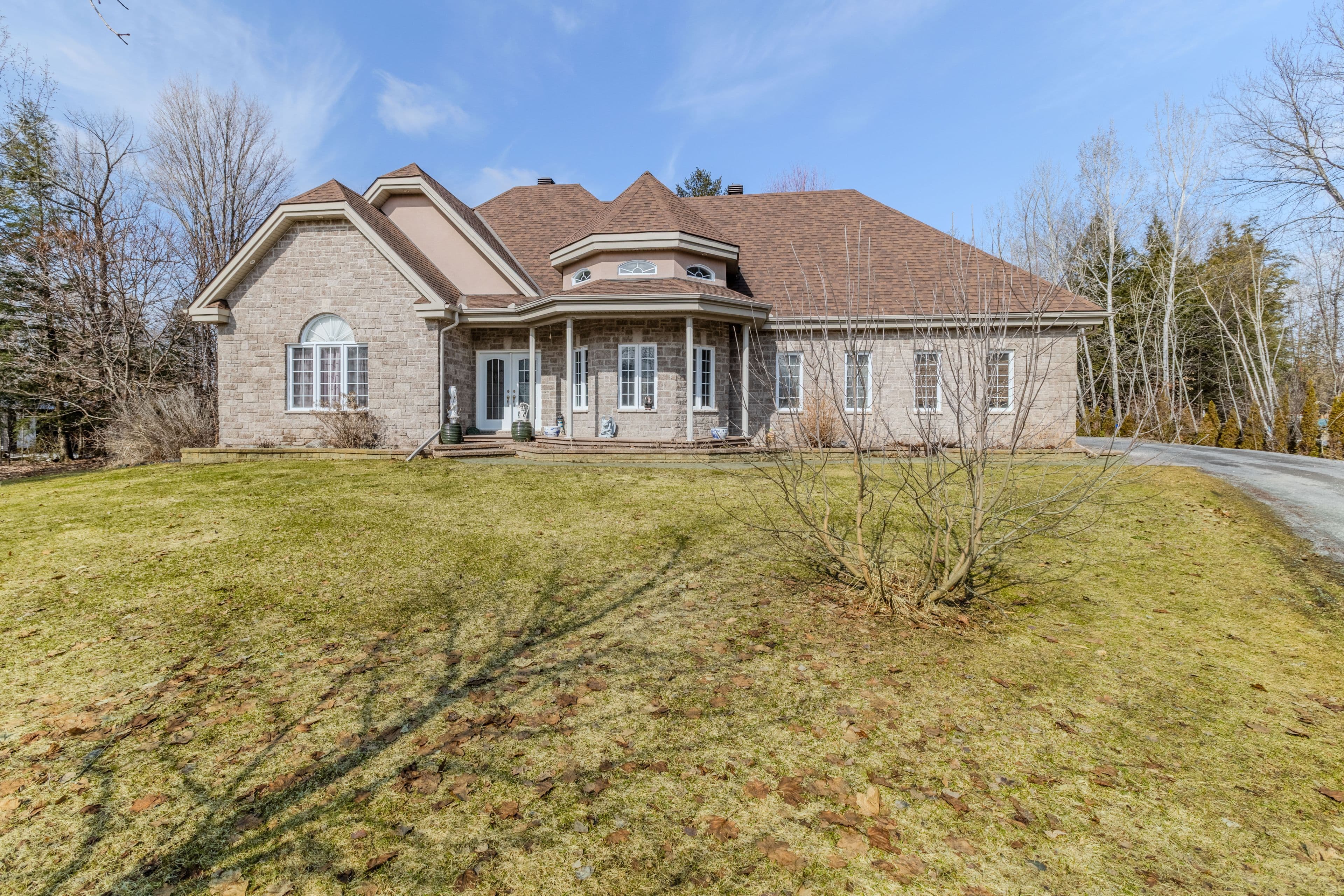 591 Du Parc Road, Hawkesbury, ON K0B 1K0