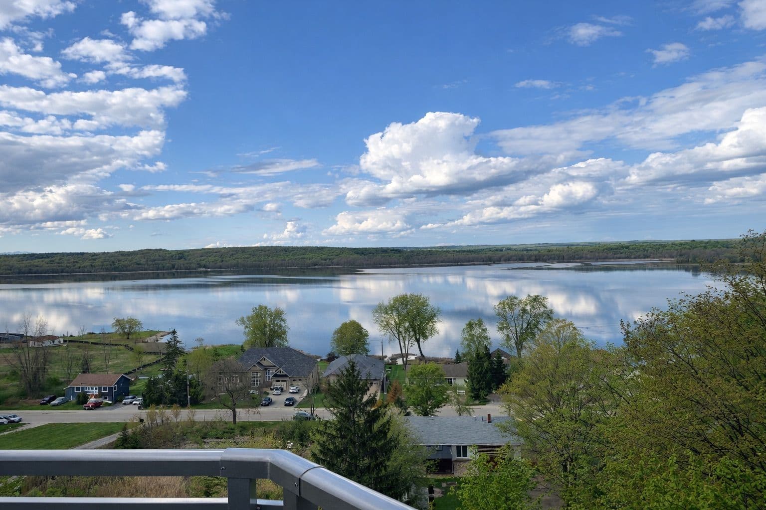 56 Lakeside Terrace 709, Barrie, ON L4M 7B9