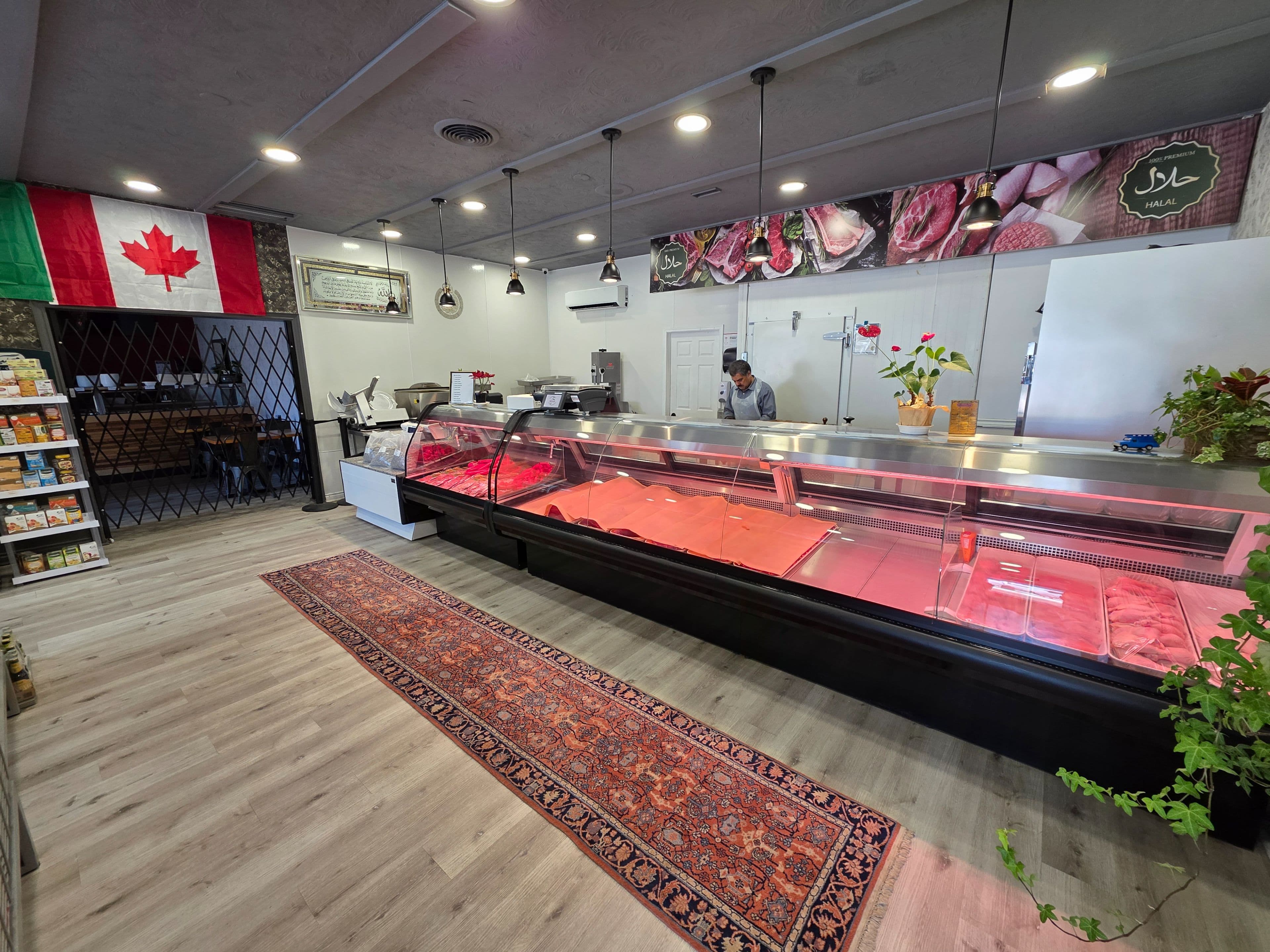 591 The Queensway South N/A, Georgina, ON L4P 2G3