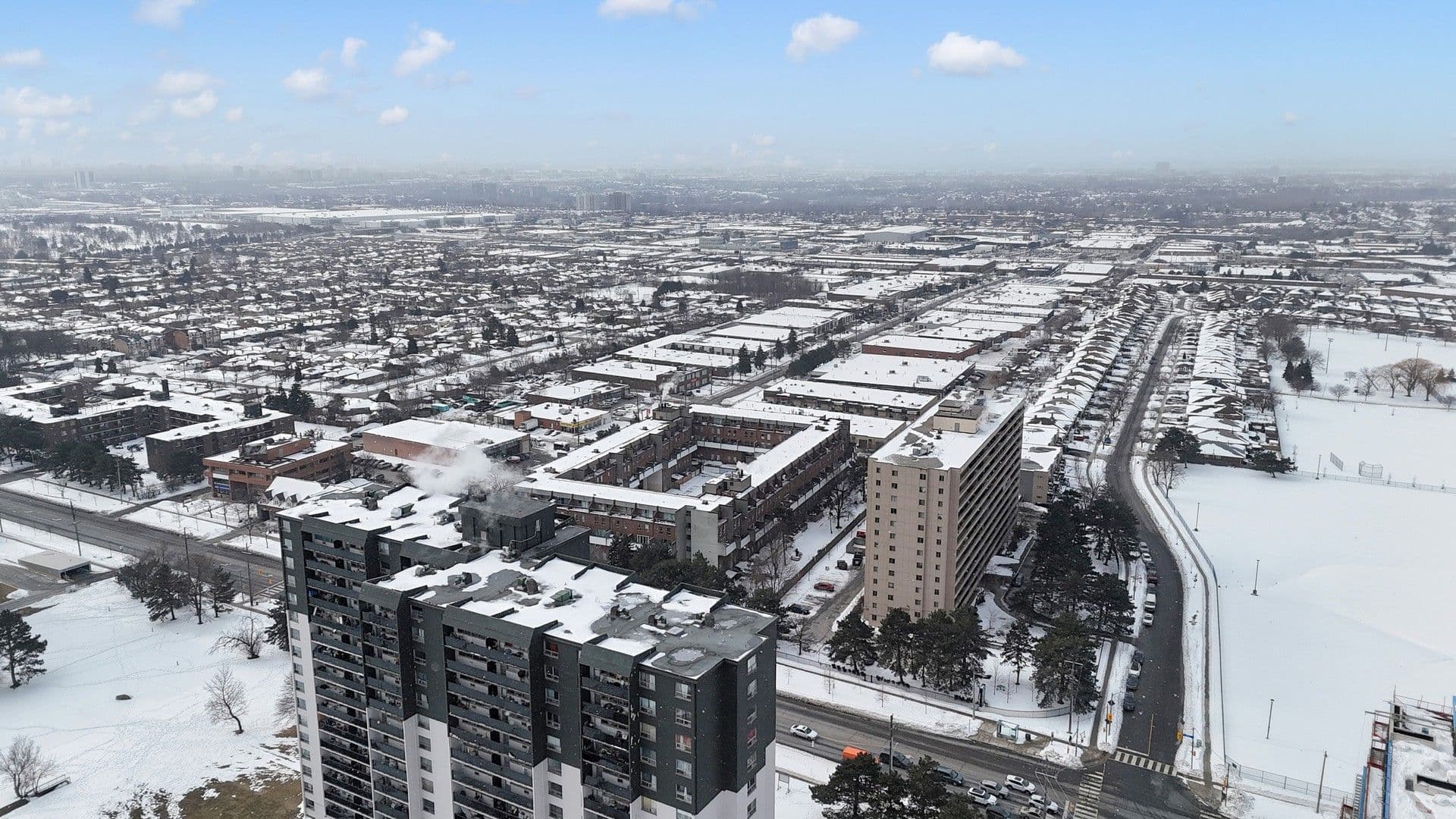 10 Eddystone Avenue 126, Toronto W05, ON M3N 2T2