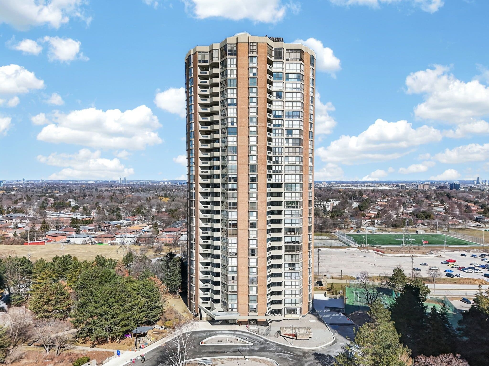 85 Skymark Drive 302, Toronto C15, ON M2H 3P2