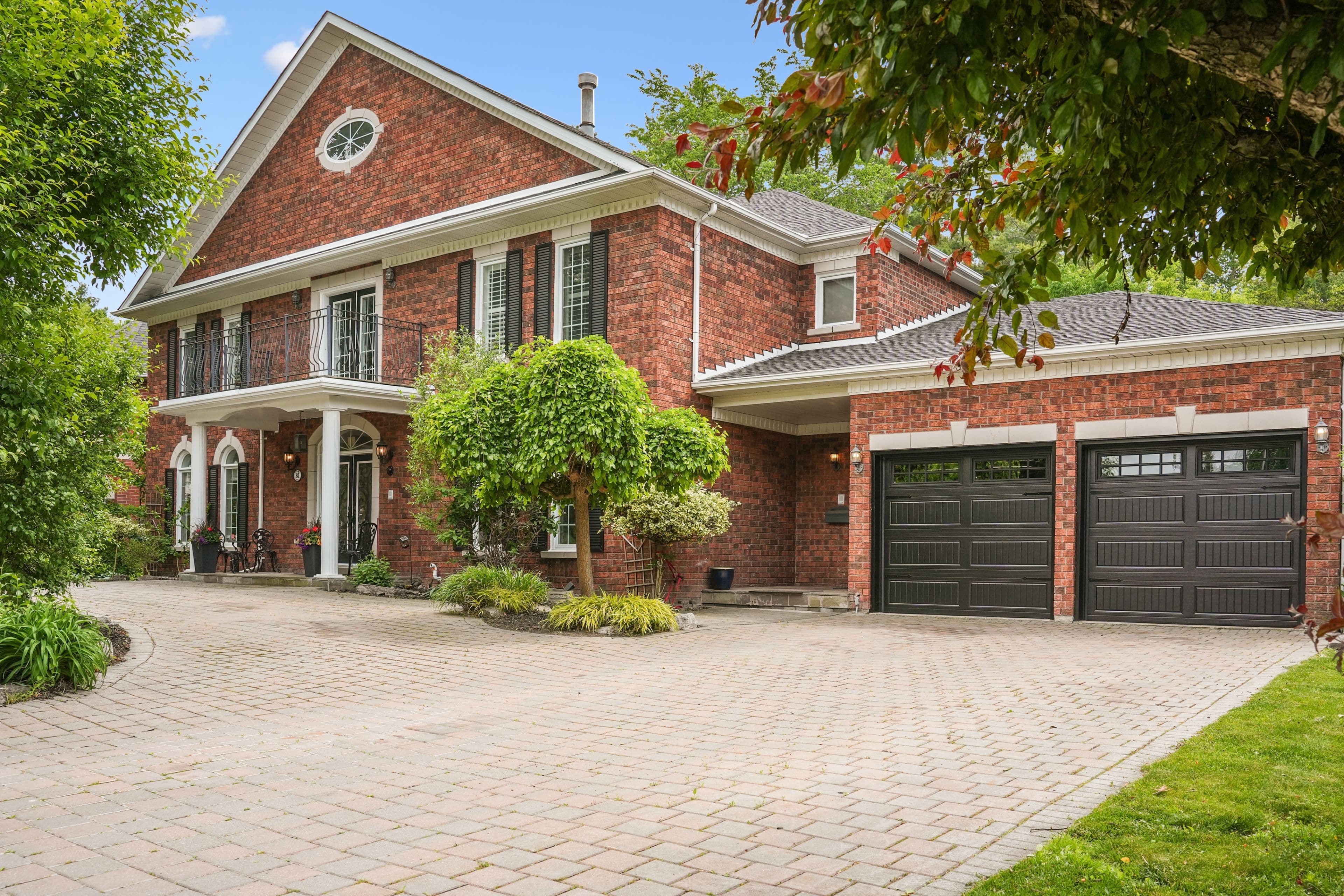 81 Woodview Drive, Pickering, ON L1V 1L1