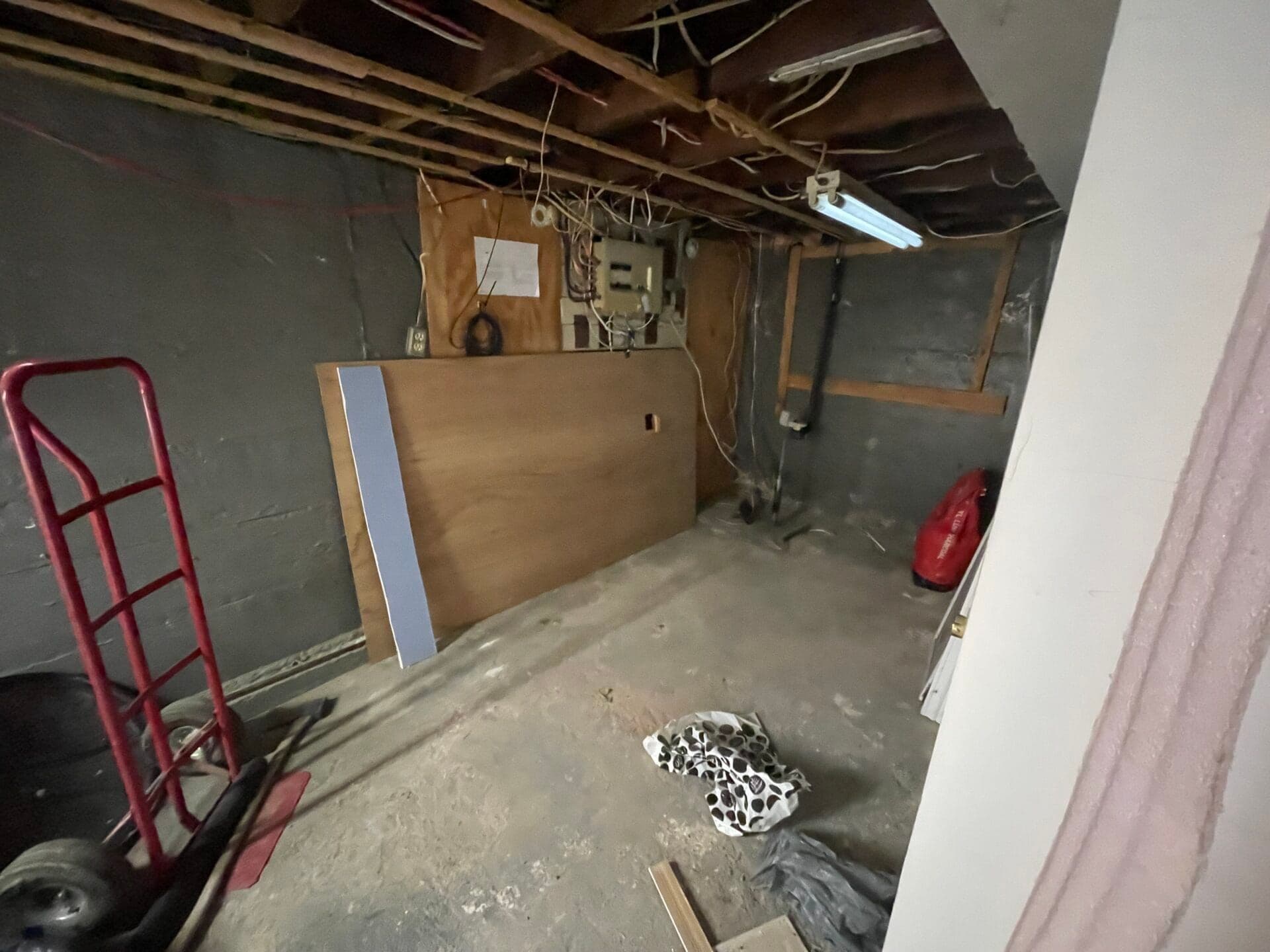 547 Montrave Avenue, Oshawa, ON L1J 4S8