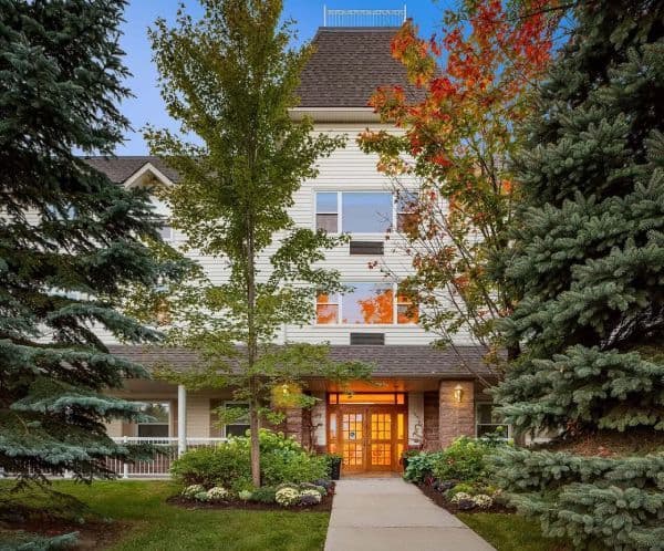 450 Yonge Street 206, Barrie, ON L4N 4E2