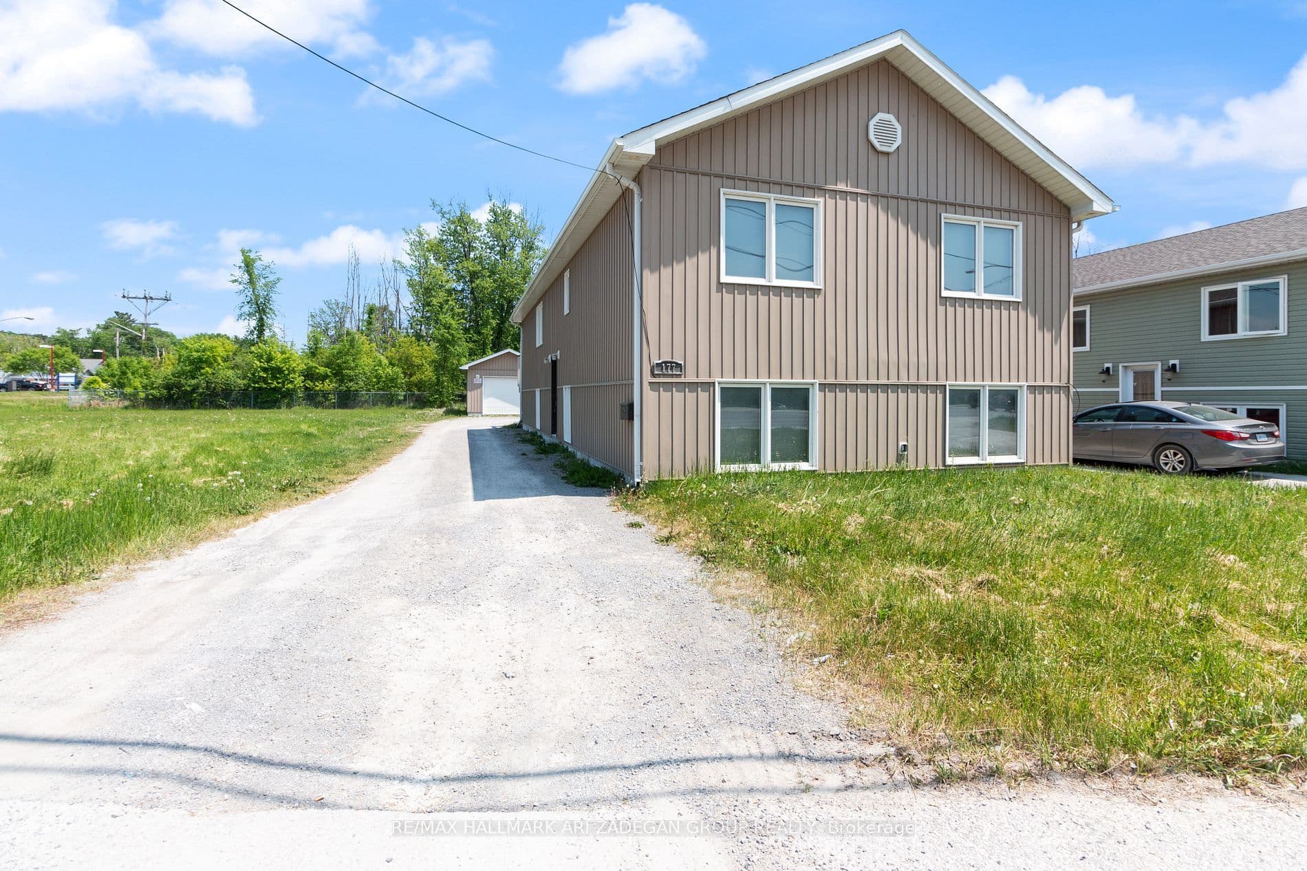 177 The Queensway S N/A B, Georgina, ON L4P 2A3