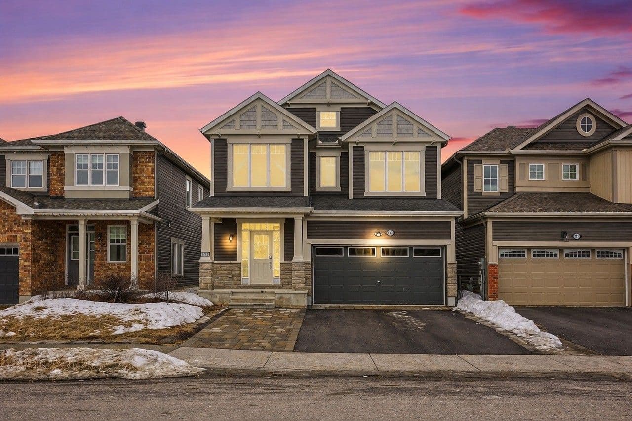 133 Mandalay Street, Orleans - Cumberland and Area, ON K4A 1A6