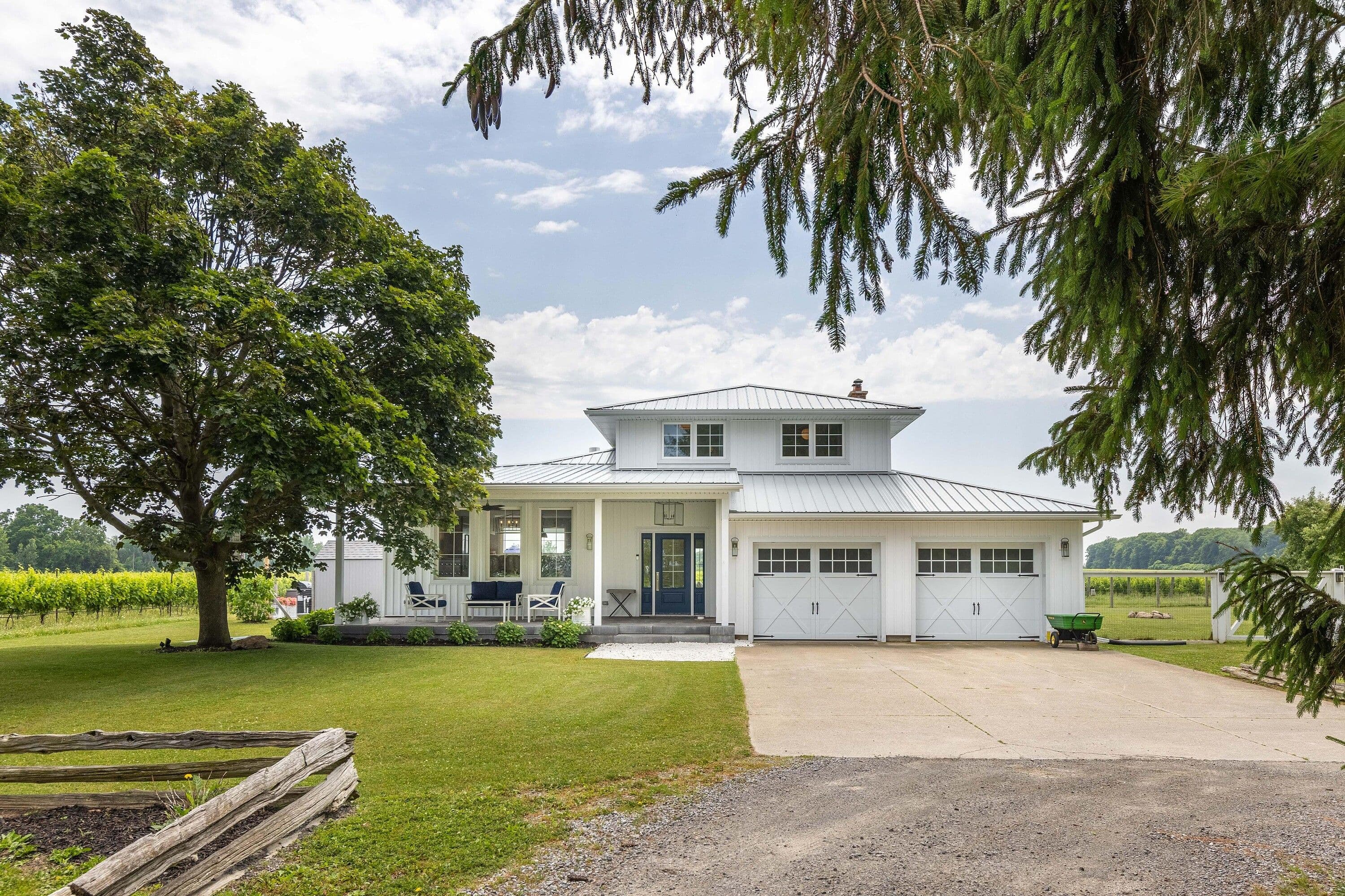 1219 Lakeshore Road, Niagara-on-the-Lake, ON L0S 1J0