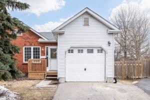 388 Pompano Court, Oshawa, ON L1K 1M9