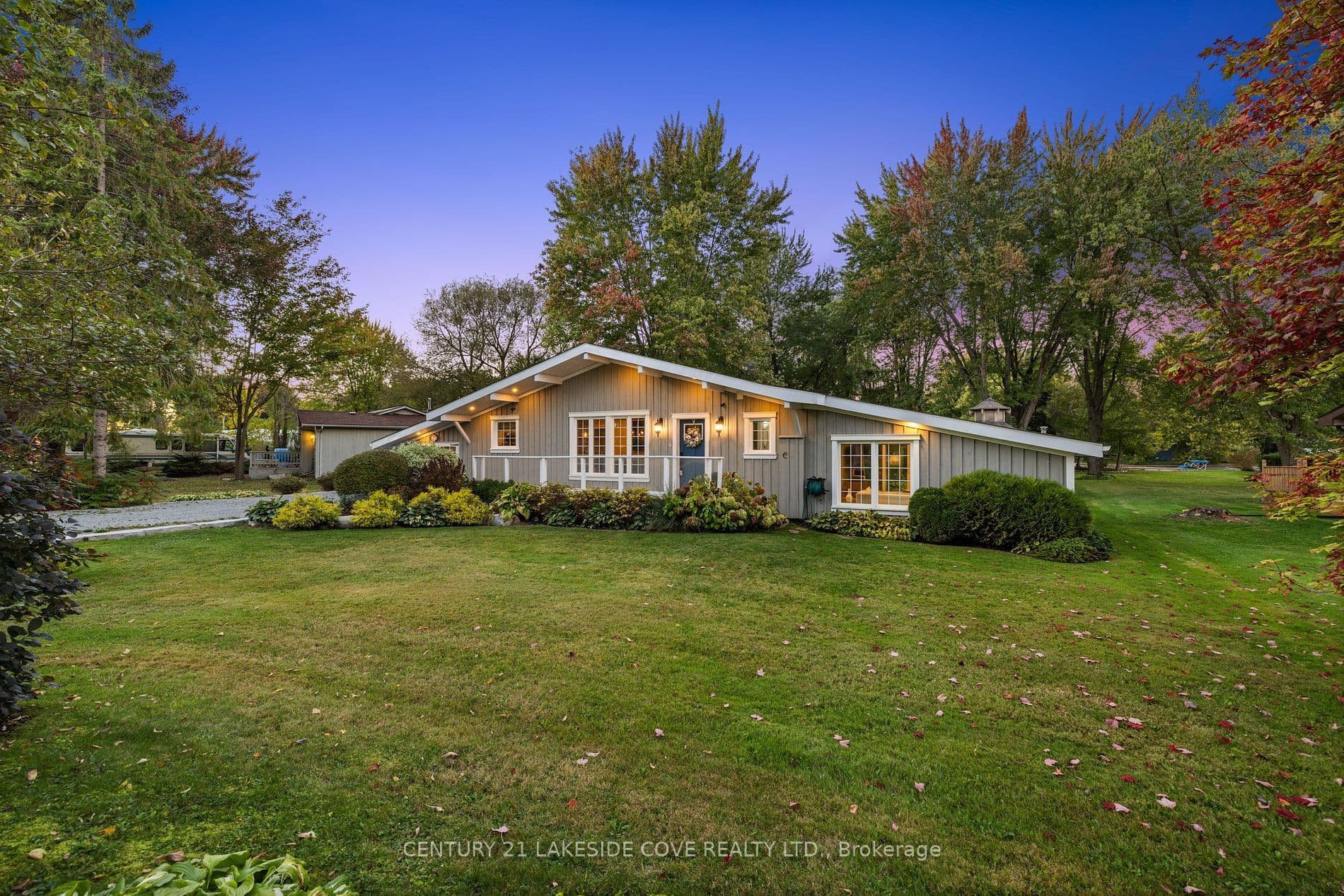 27 Poplar Crescent W, Ramara, ON L0K 1B0