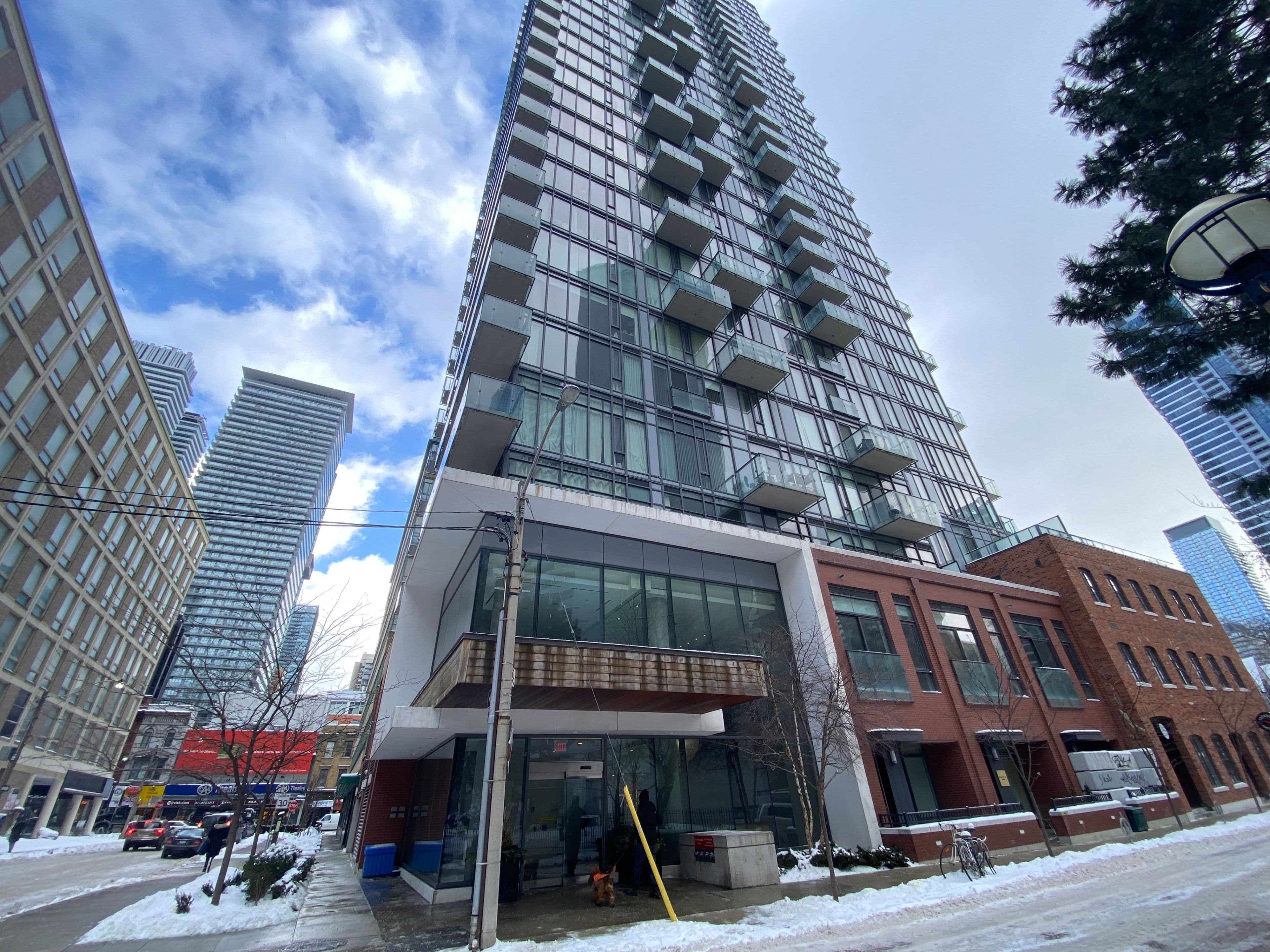 75 St Nicholas Street 306, Toronto C01, ON M4Y 0A5