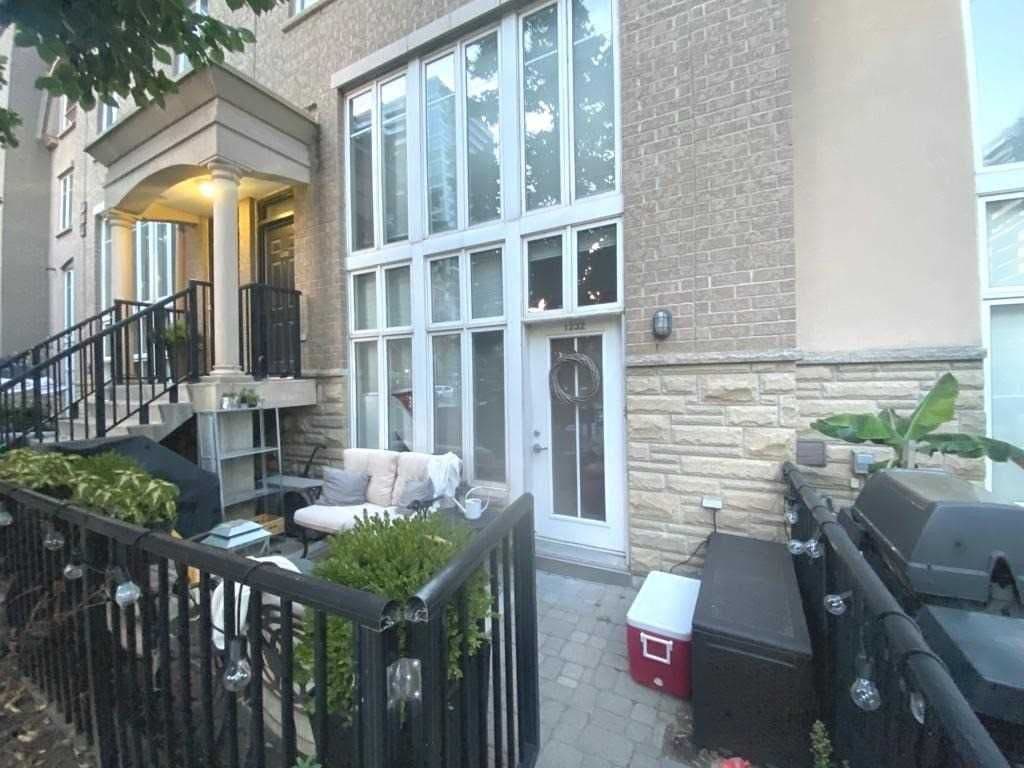 21 Pirandello Street 1232, Toronto C01, ON M6K 3P4