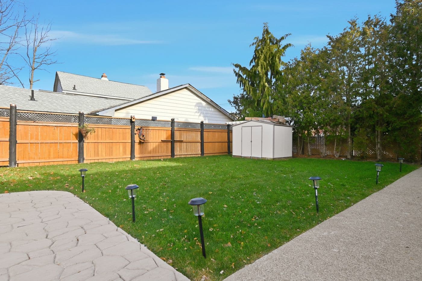 85 S Pine Street S, Thorold, ON L2V 3L8