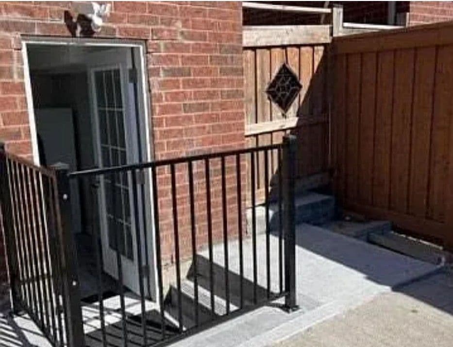 24 Baby Pointe Trail Bsmt, Brampton, ON L7A 0W3