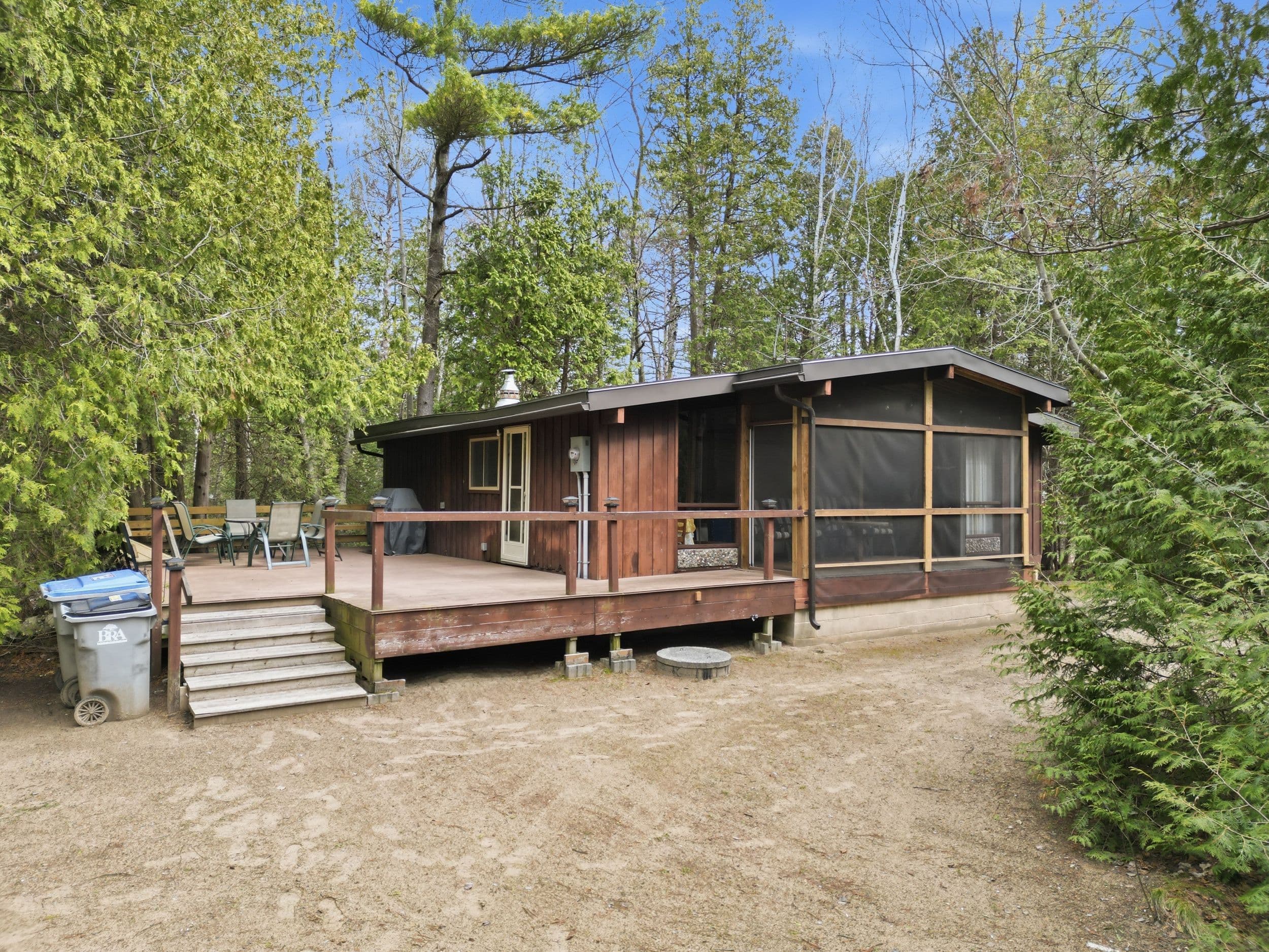 6418 Robert Avenue, Lambton Shores, ON N0N 1J0