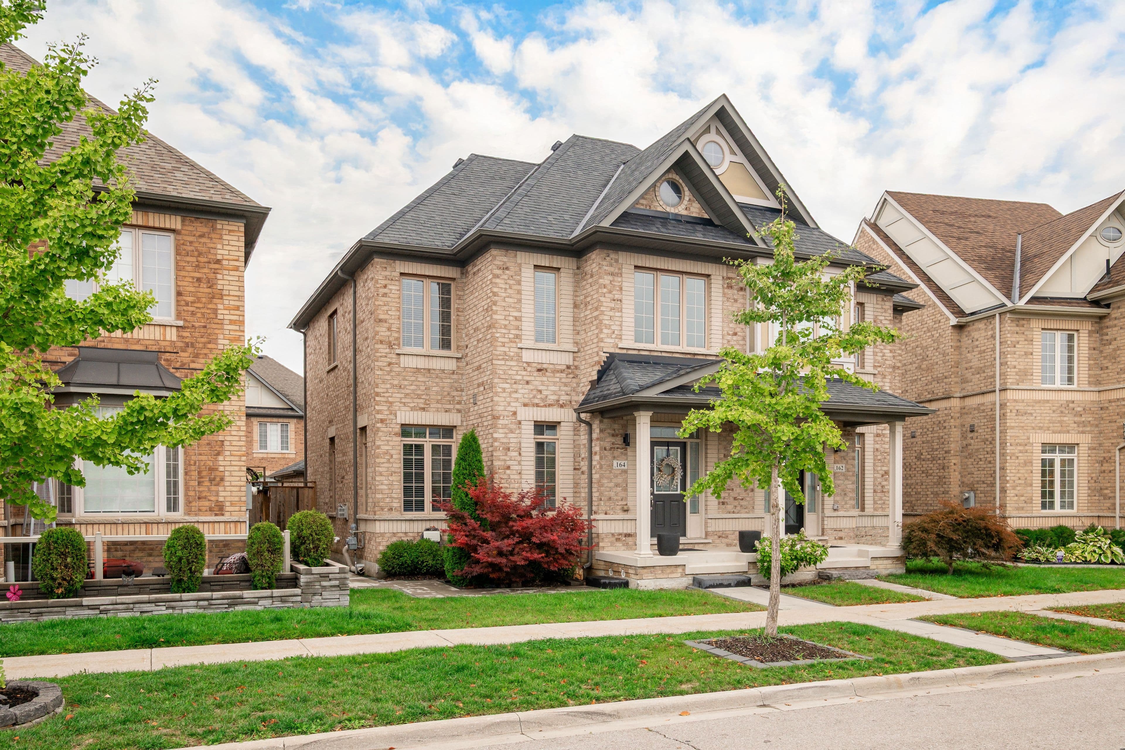 164 Moody Drive, Vaughan, ON L4H 3Z4