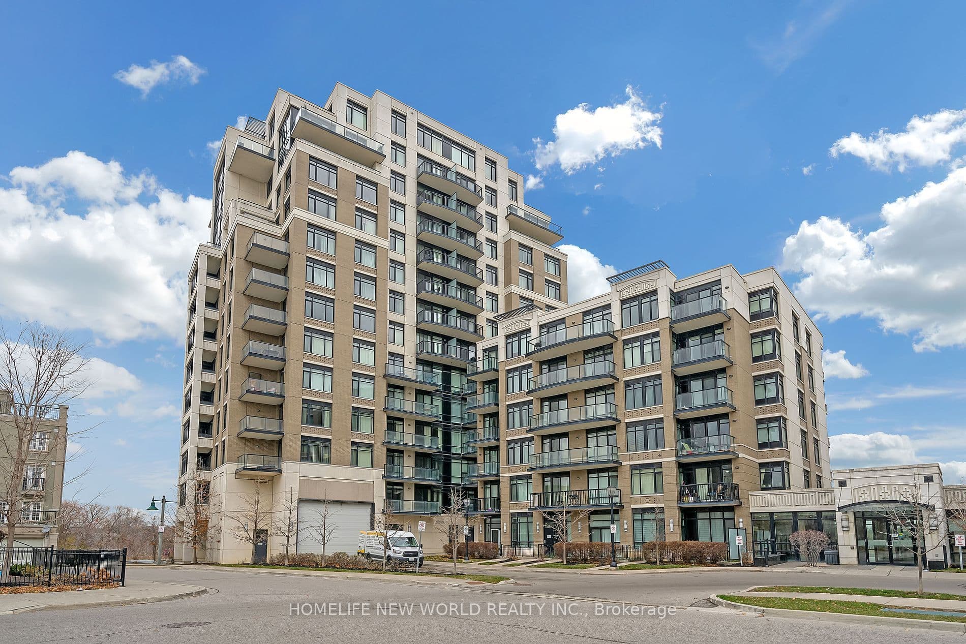 151 Upper Duke Crescent 201, Markham, ON L6G 0E1