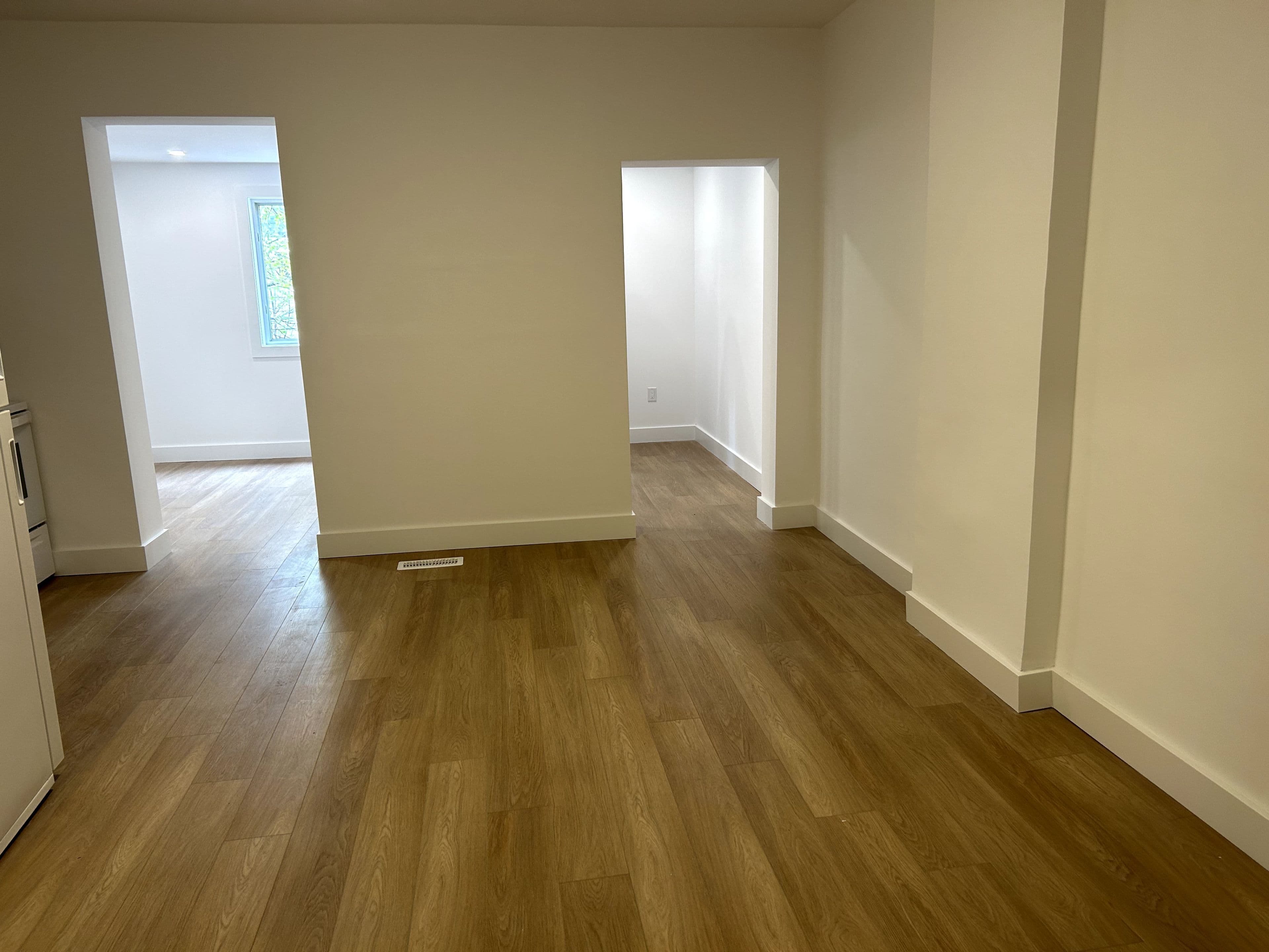 1293 Gerrard Street E 1, Toronto E01, ON M4L 1Y8