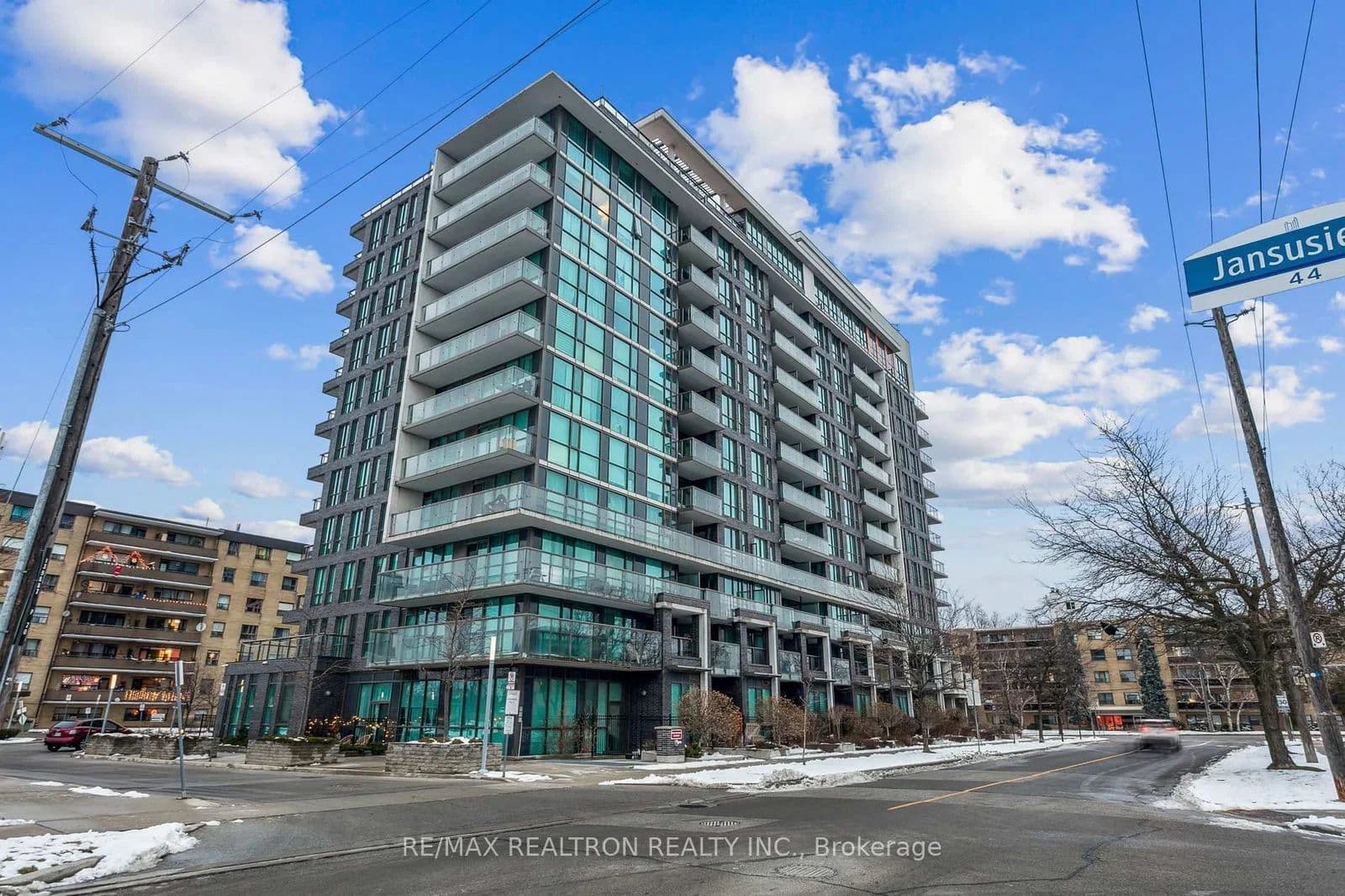 80 Esther Lorrie Drive 803, Toronto W10, ON M9W 0C6