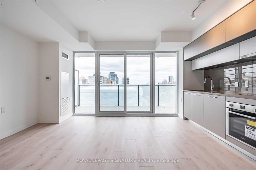 99 Foxbar Road 706, Toronto C02, ON M4V 0B2