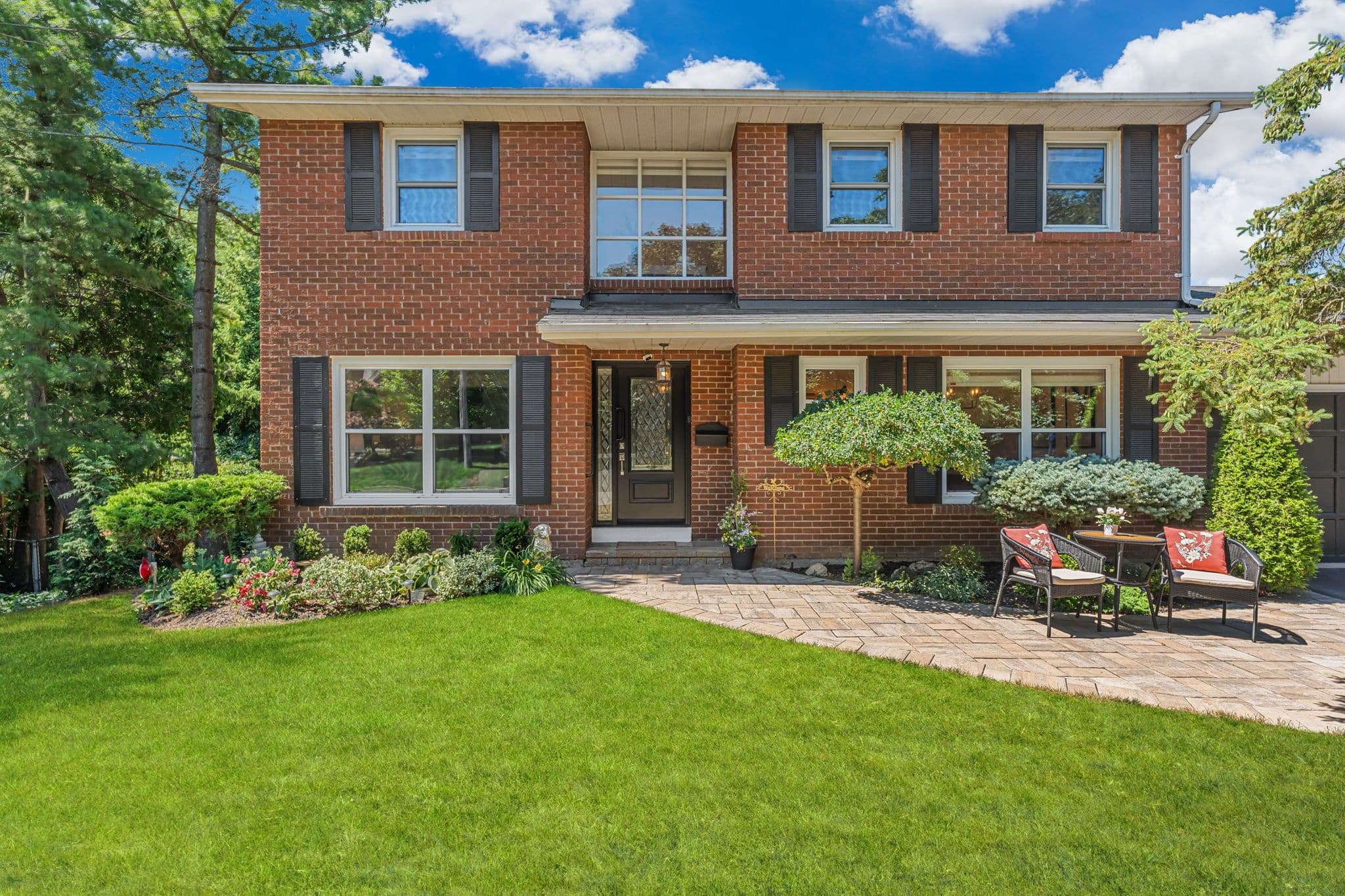 20 Amity Road, Mississauga, ON L5M 1P2