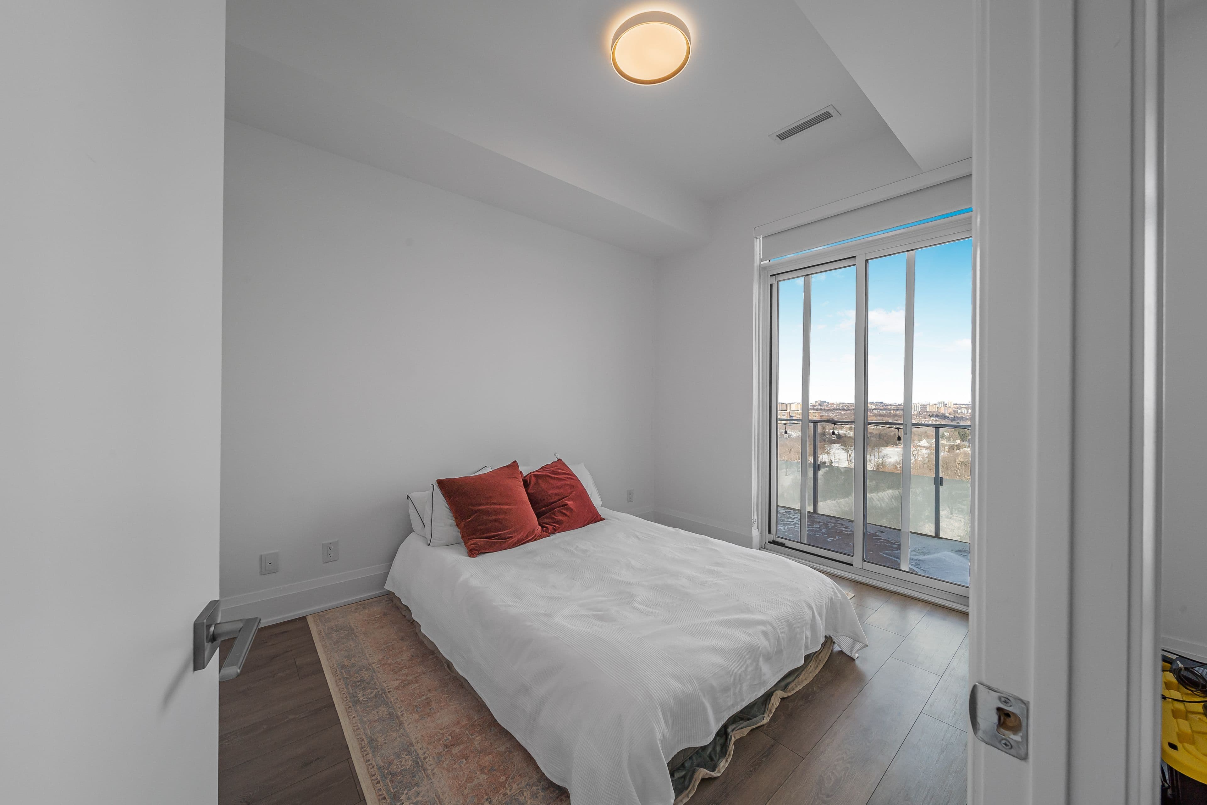 20 Brin Drive 2005, Toronto W08, ON M8X 1Y6