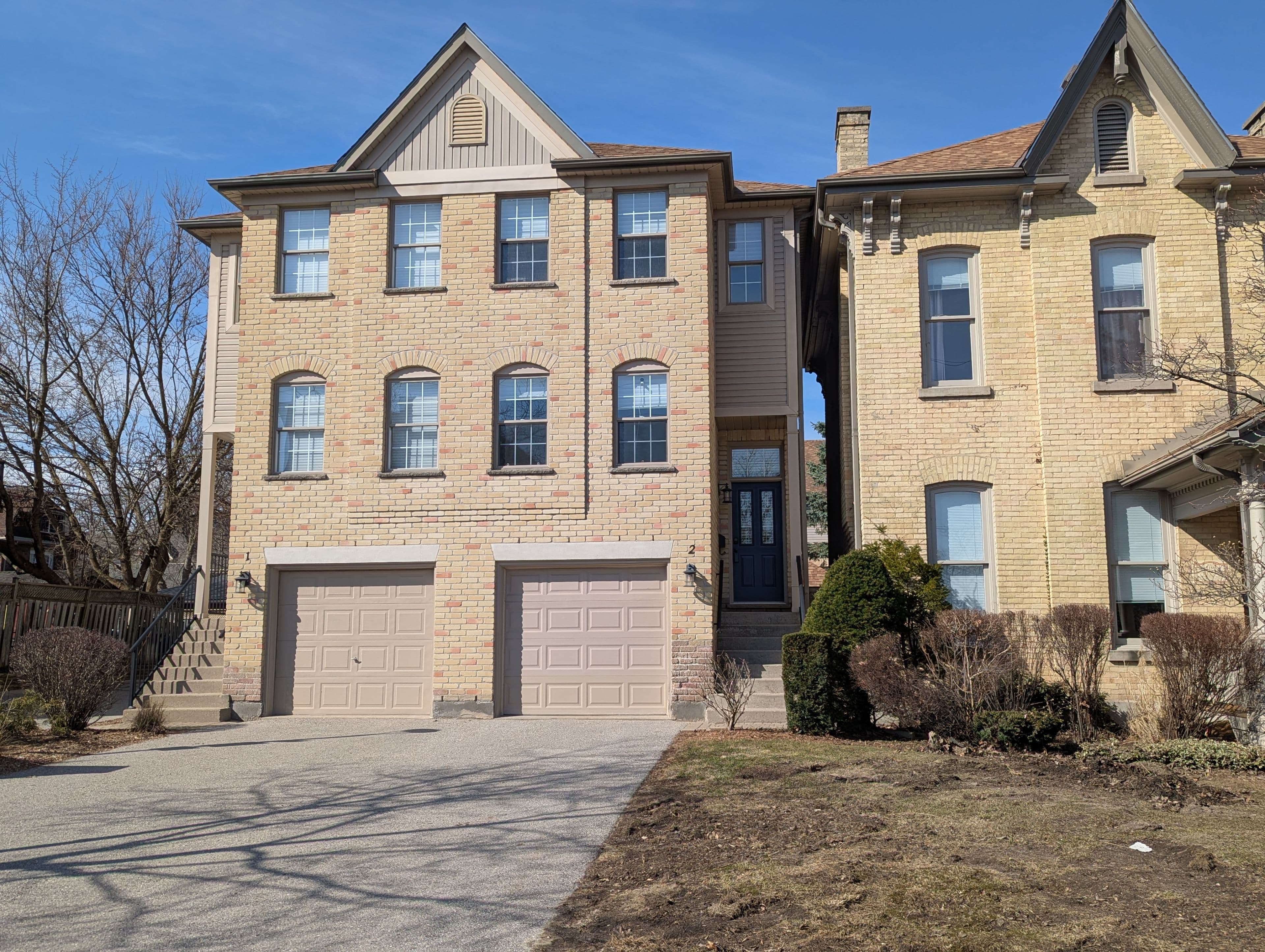 609 COLBORNE Street 2, London East, ON N6B 2V3