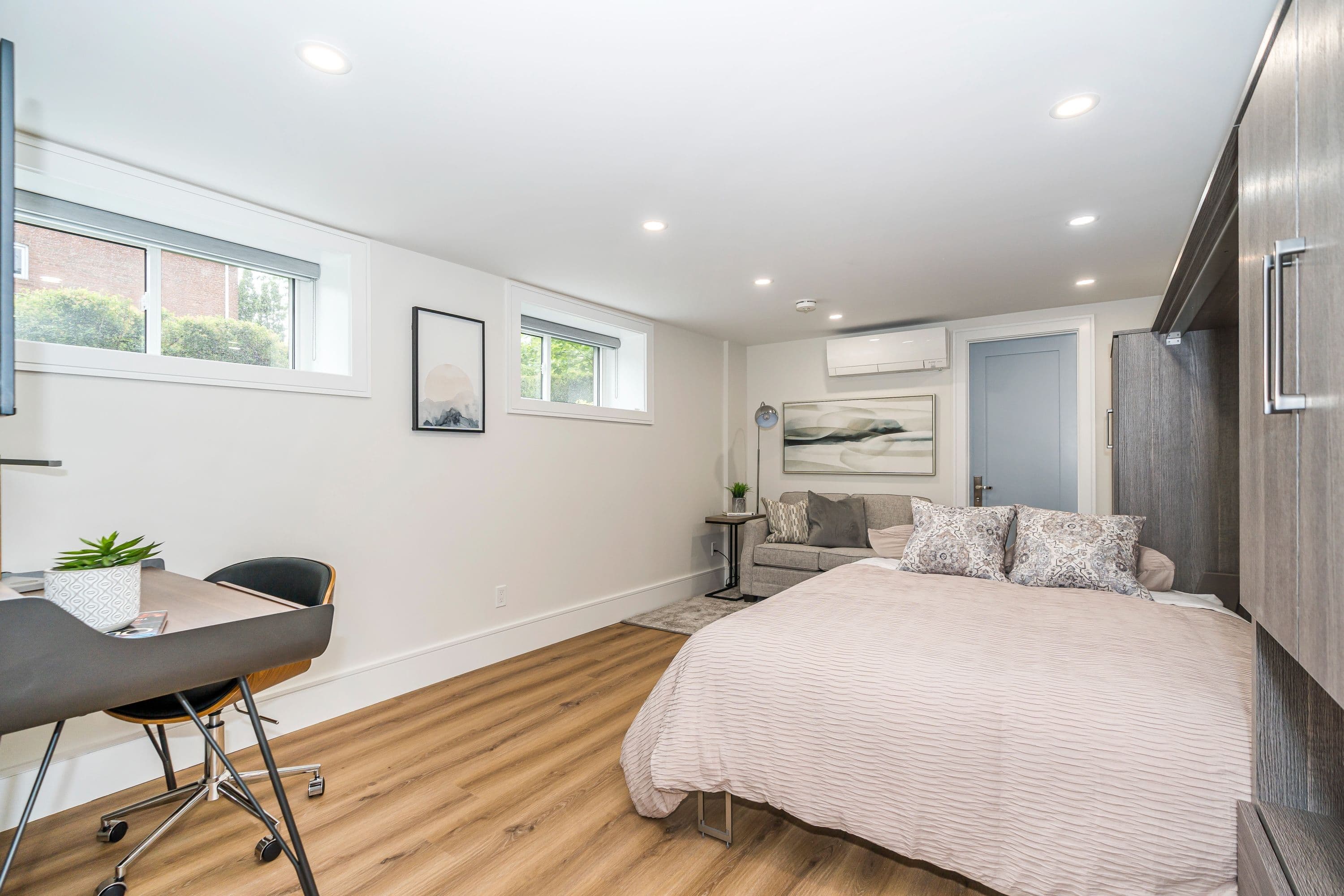 202 Rusholme Road House, Toronto C01, ON M6H 2Y7