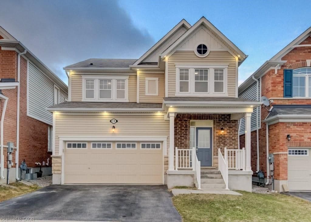 11 Compass Trail, Cambridge, ON N3E 0B7